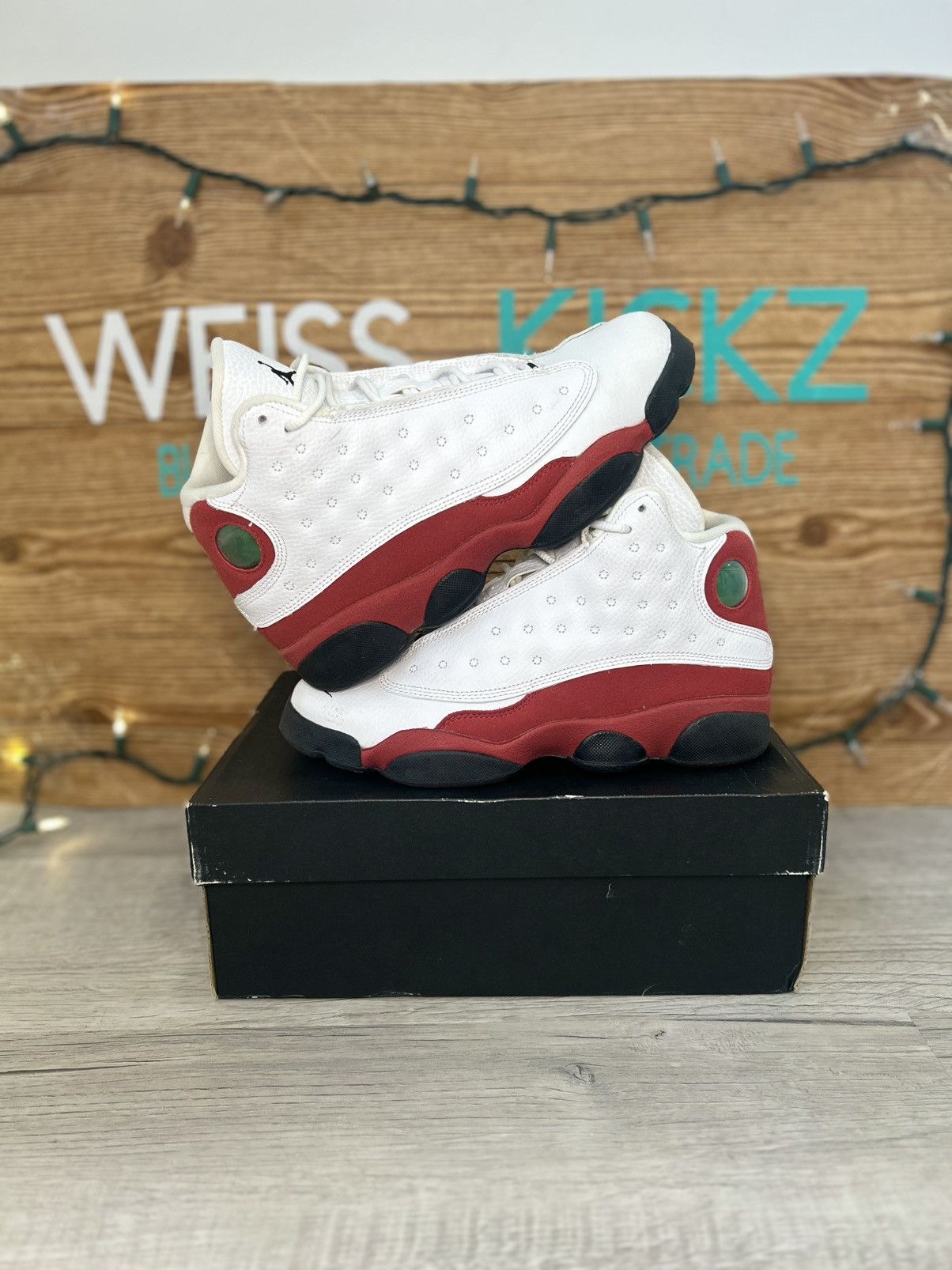 Jordan Brand Jordan 13 Chicago Size US 6 / EU 39 - 2 Thumbnail