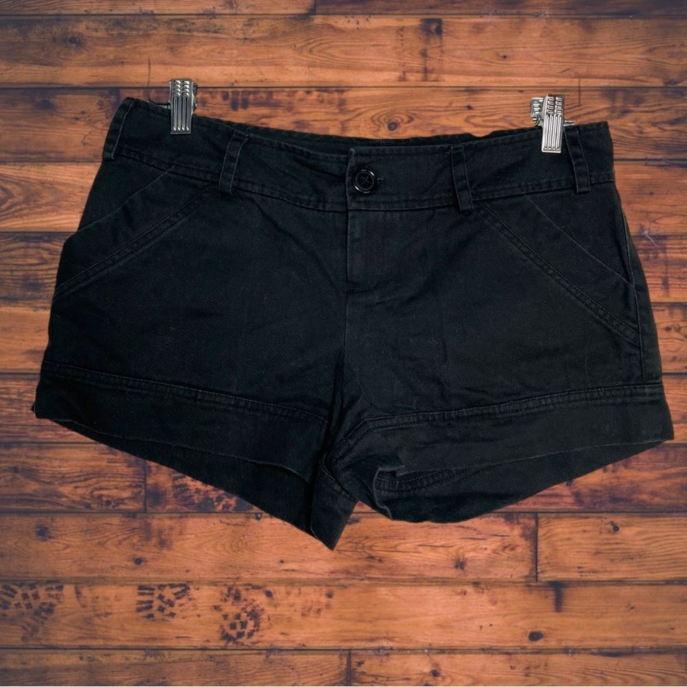 Other Give You Black Cuffed Hem Cargo Shorts Medium Size 30" / US 8 / IT 44 - 1 Thumbnail