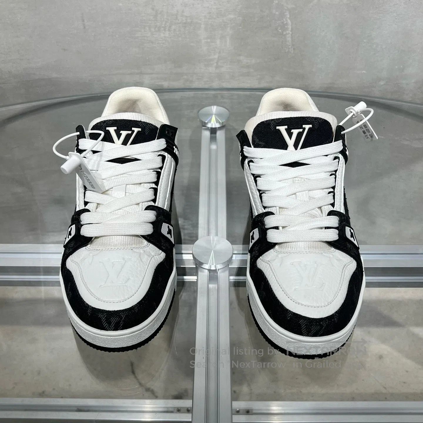 Louis Vuitton Louis Vuitton Trainer Black and White Jeans shoes Size US 7 / IT 37 - 2 Thumbnail