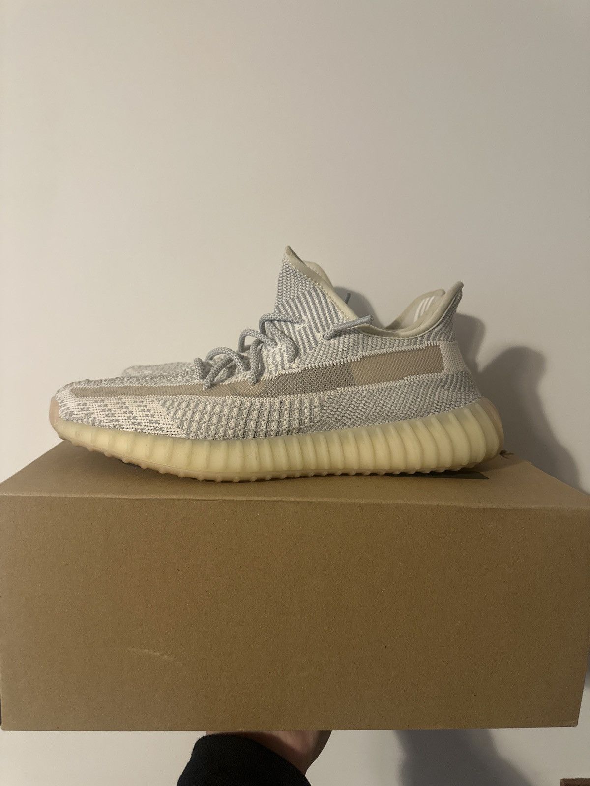Yeezy Yeezy Boost 350 V2 Lundmark Size US 10 / EU 43 - 1 Thumbnail
