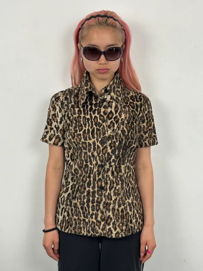 Dolce & Gabbana 2000s Dolce & Gabbana Beige Faux Fur Leopard Shirt Size S / US 4 / IT 40 - 2 Thumbnail