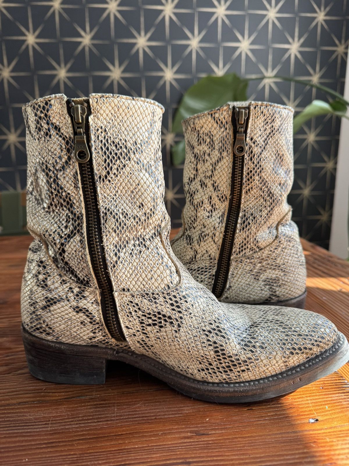 Santa Rosa SOP Heartbreakers in white snake Size US 7.5 / EU 40-41 - 7 Thumbnail