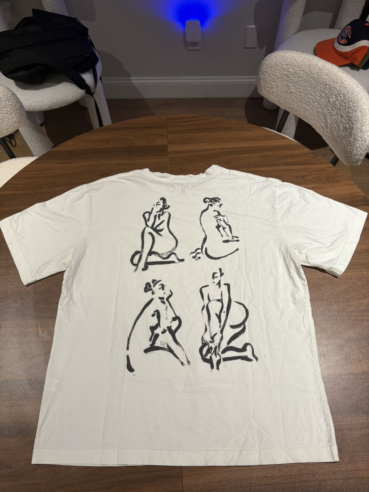 Other Rueben oliver new york naked ladies art tee size large Size US L / EU 52-54 / 3 - 1 Thumbnail