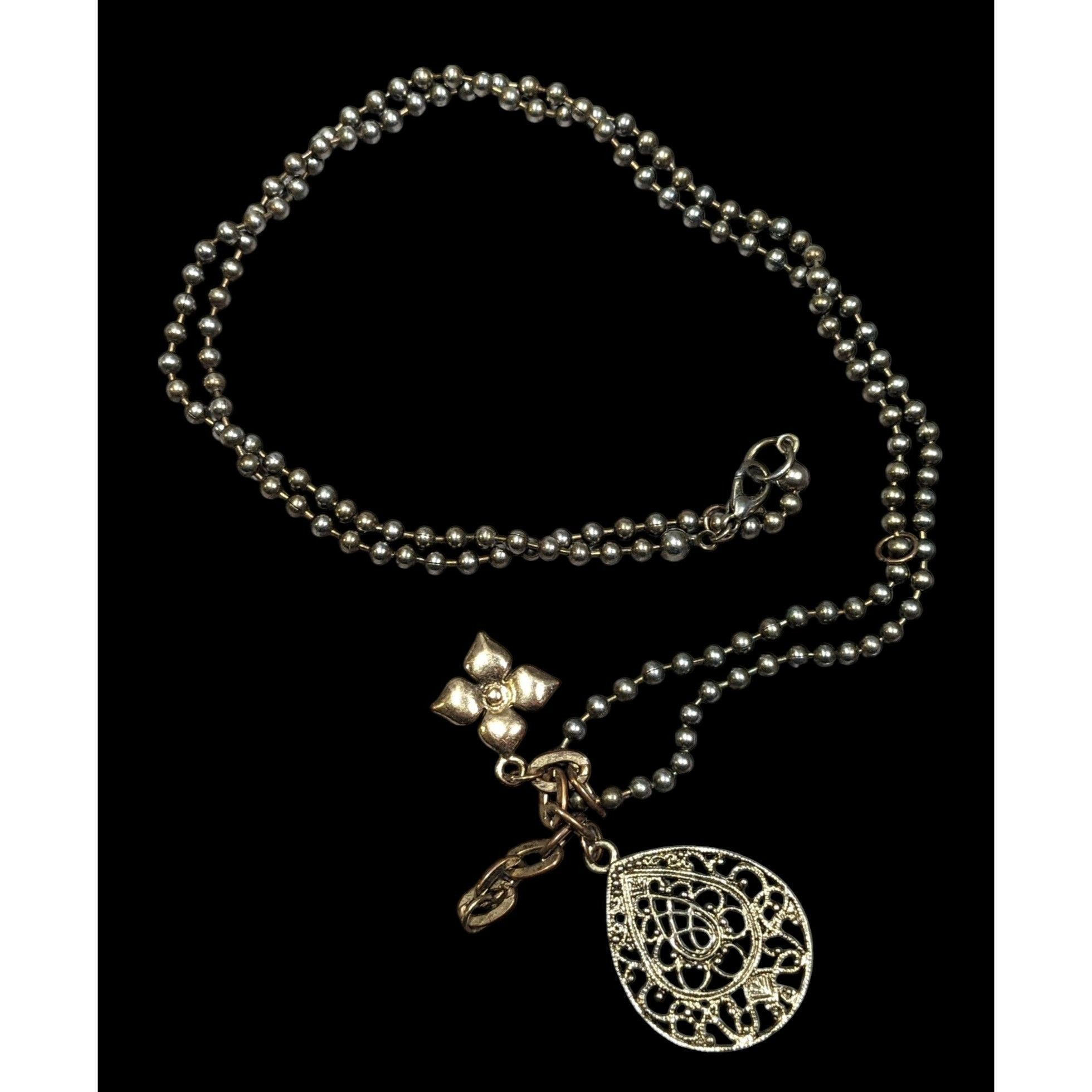 Other Bohemian Floral Gold Tone Charm Cluster Pendant Necklace Size ONE SIZE - 1 Thumbnail