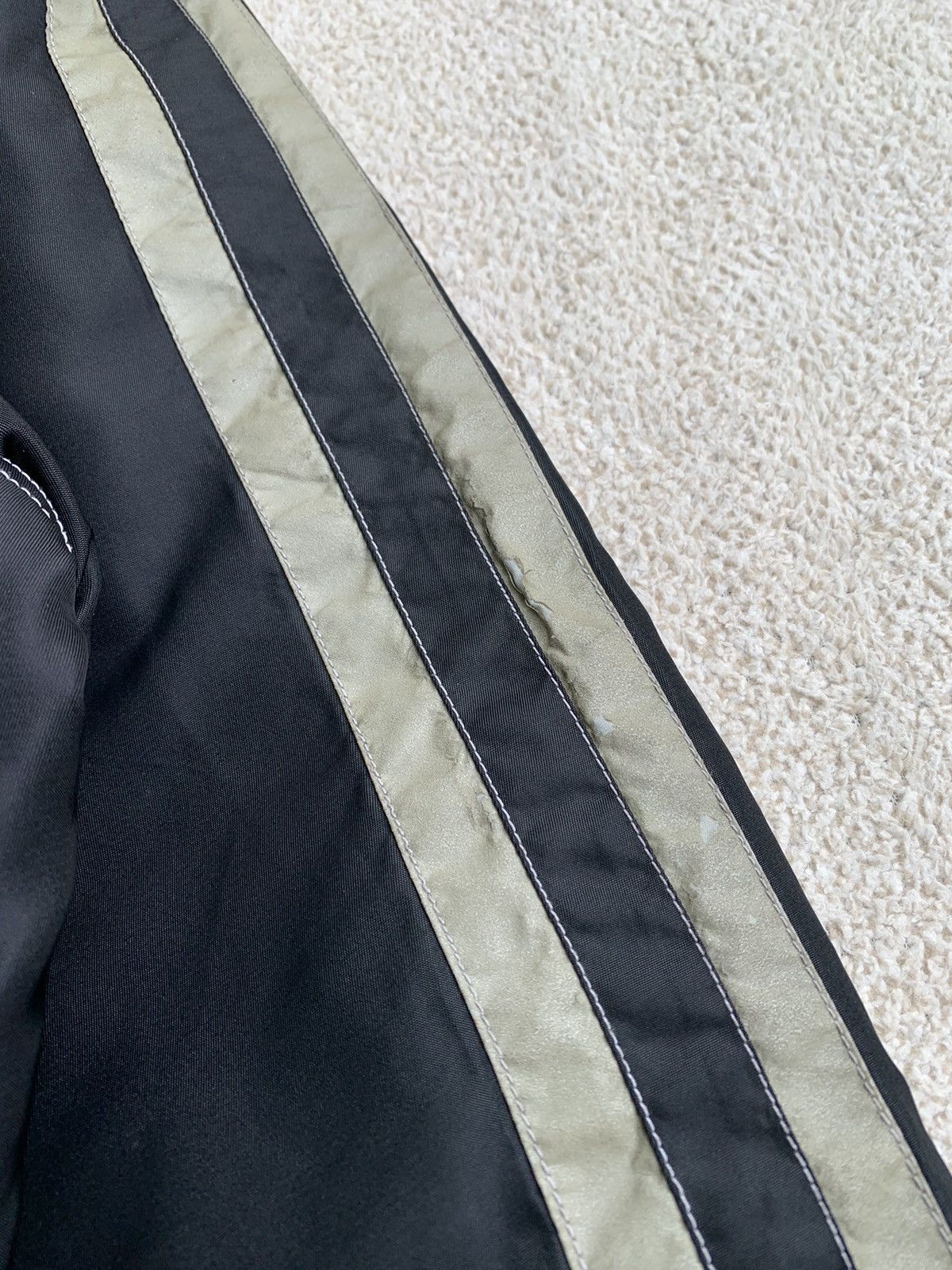 Japanese Brand × Vintage Vintage Chevrolet zipper Down Jacket Reflective striped Size US L / EU 52-54 / 3 - 15 Thumbnail