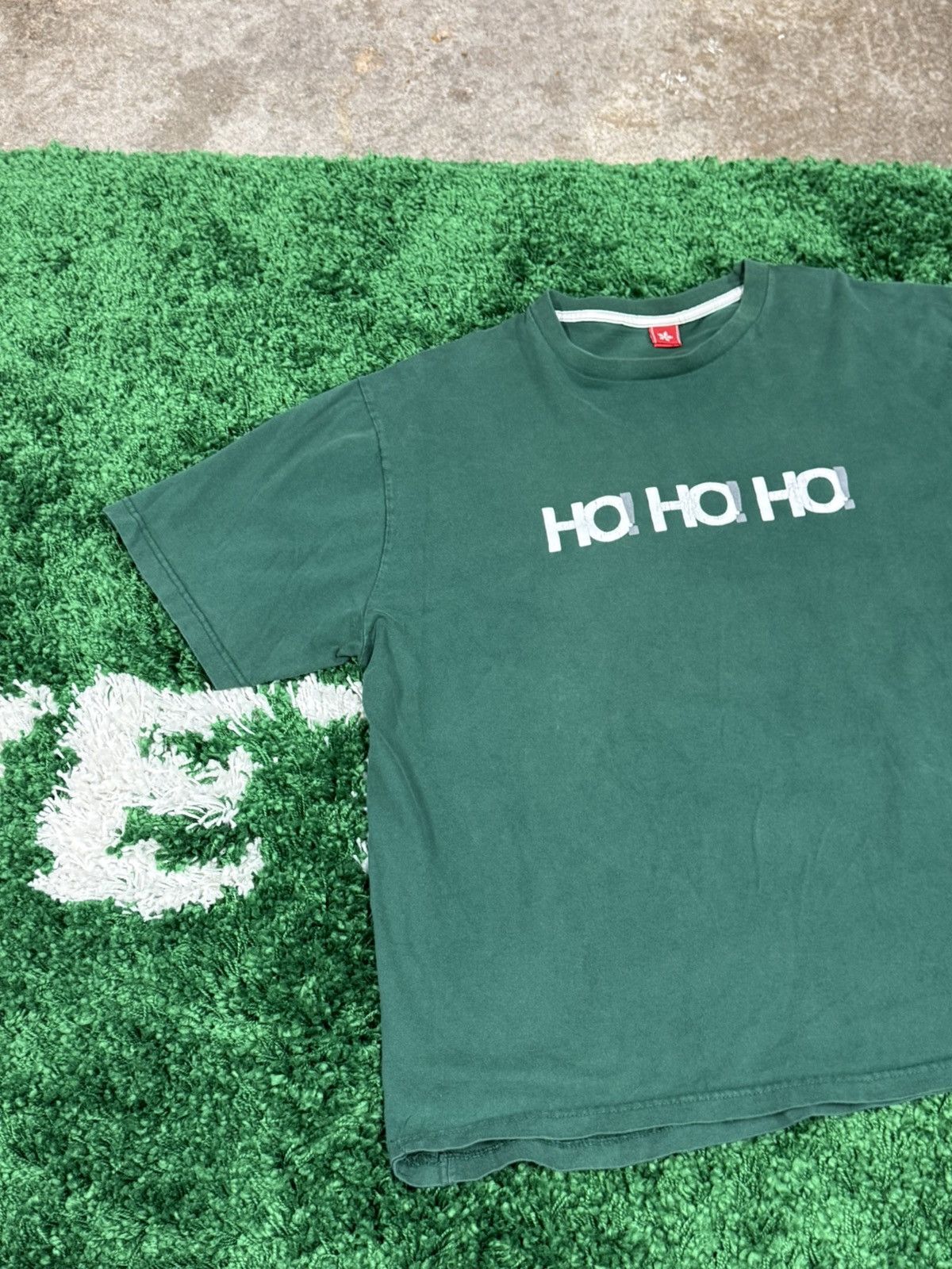 Other Ho! Ho! Santa Christmas Forest Green Center Logo Tee XL Ha Size US XL / EU 56 / 4 - 2 Thumbnail