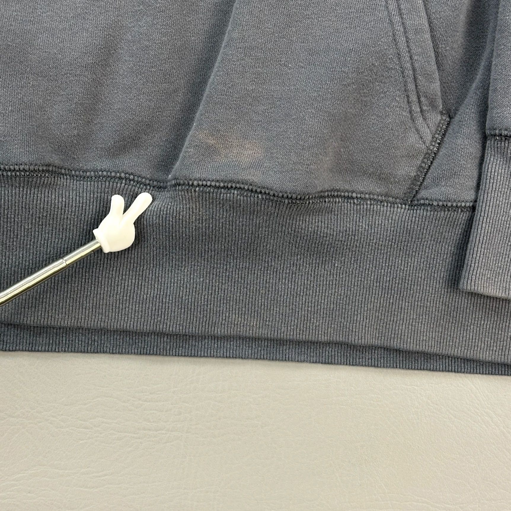 Nike VINTAGE Nike Hoodie Mens XL Gray Center Swoosh Logo Pullover Y2K Size US XL / EU 56 / 4 - 3 Thumbnail