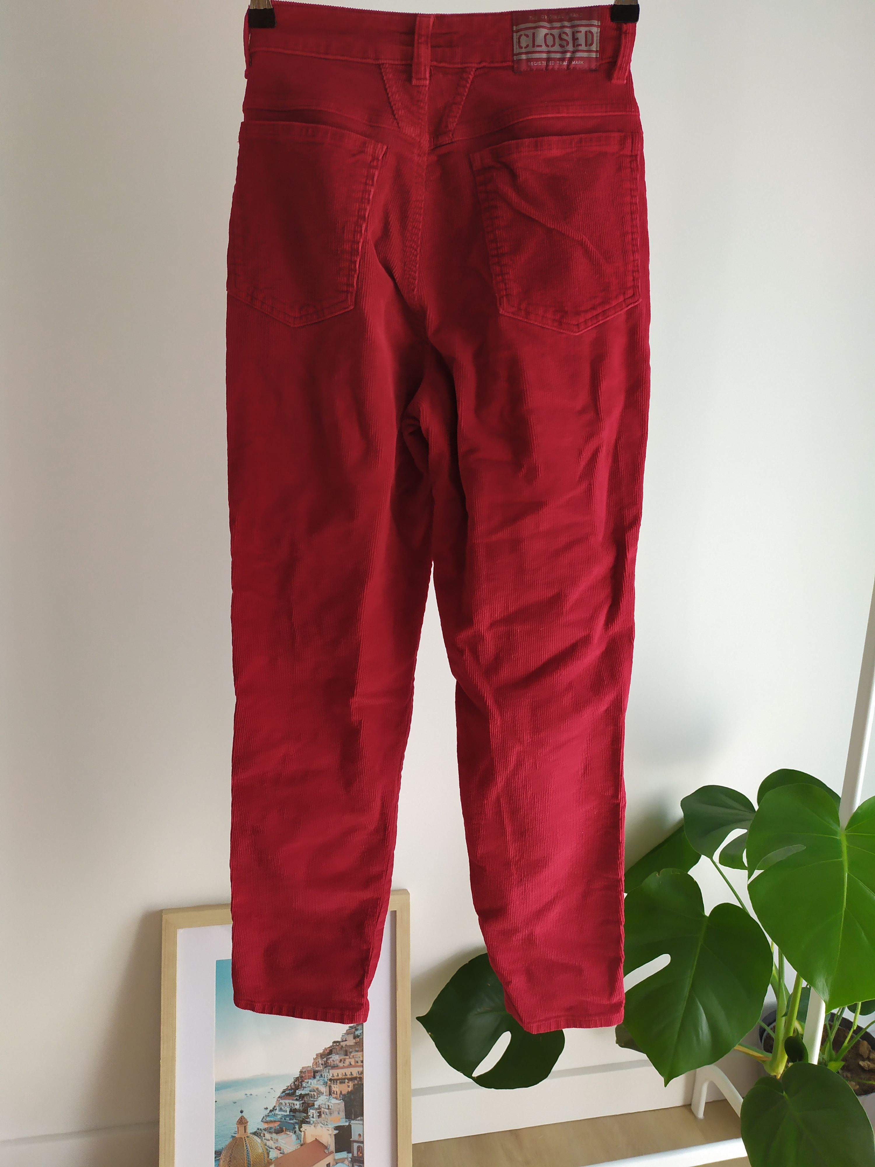 CLOSED Closed Pedal Pusher Jeans Straight leg red corduroy trousers Size 28" / US 6 / IT 42 - 2 Thumbnail