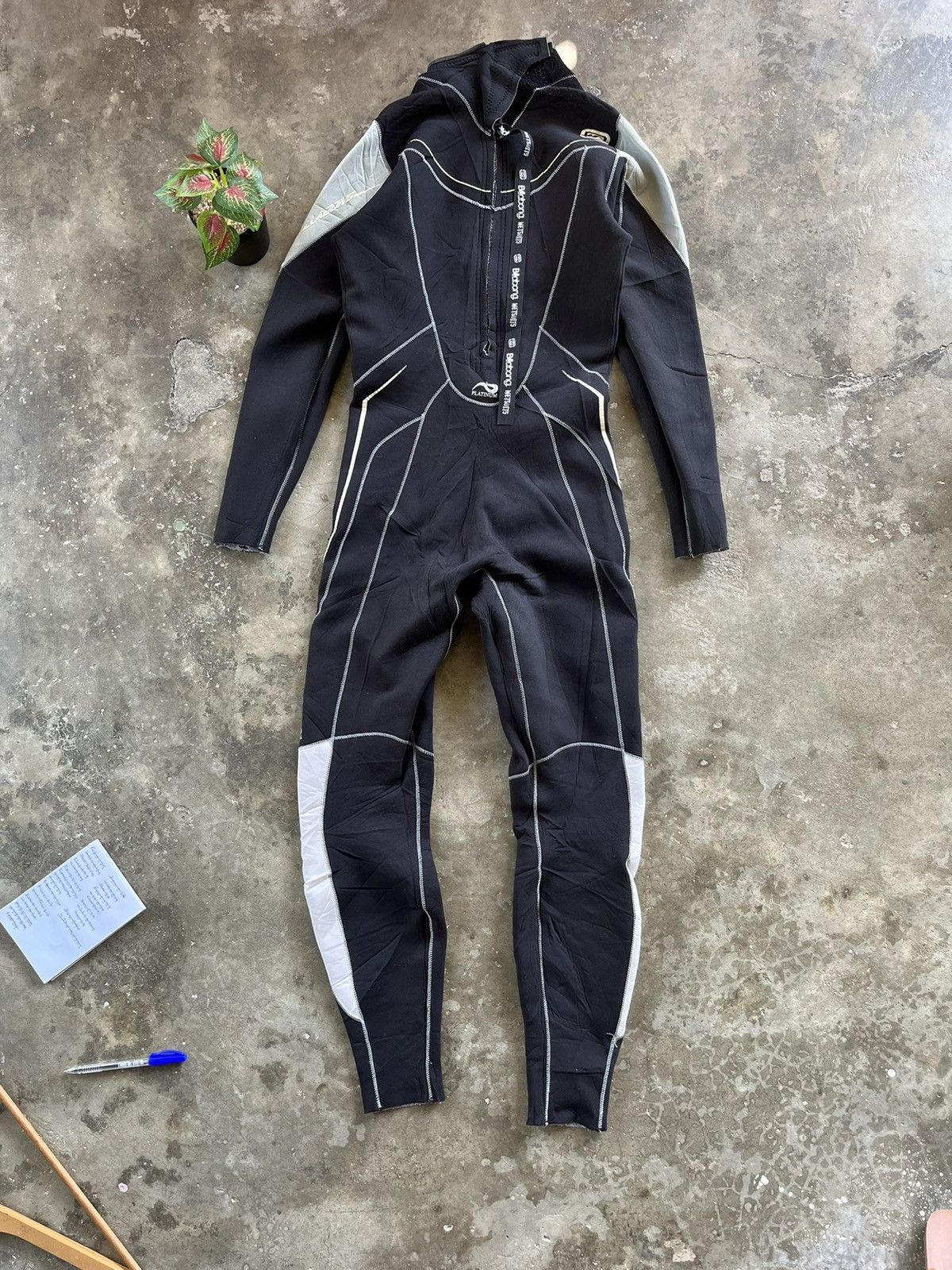 Billabong × Japanese Brand × Vintage 🔥Vintage Billabong Wetsuit Central Logo Made in Japan Size US M / EU 48-50 / 2 - 14 Thumbnail