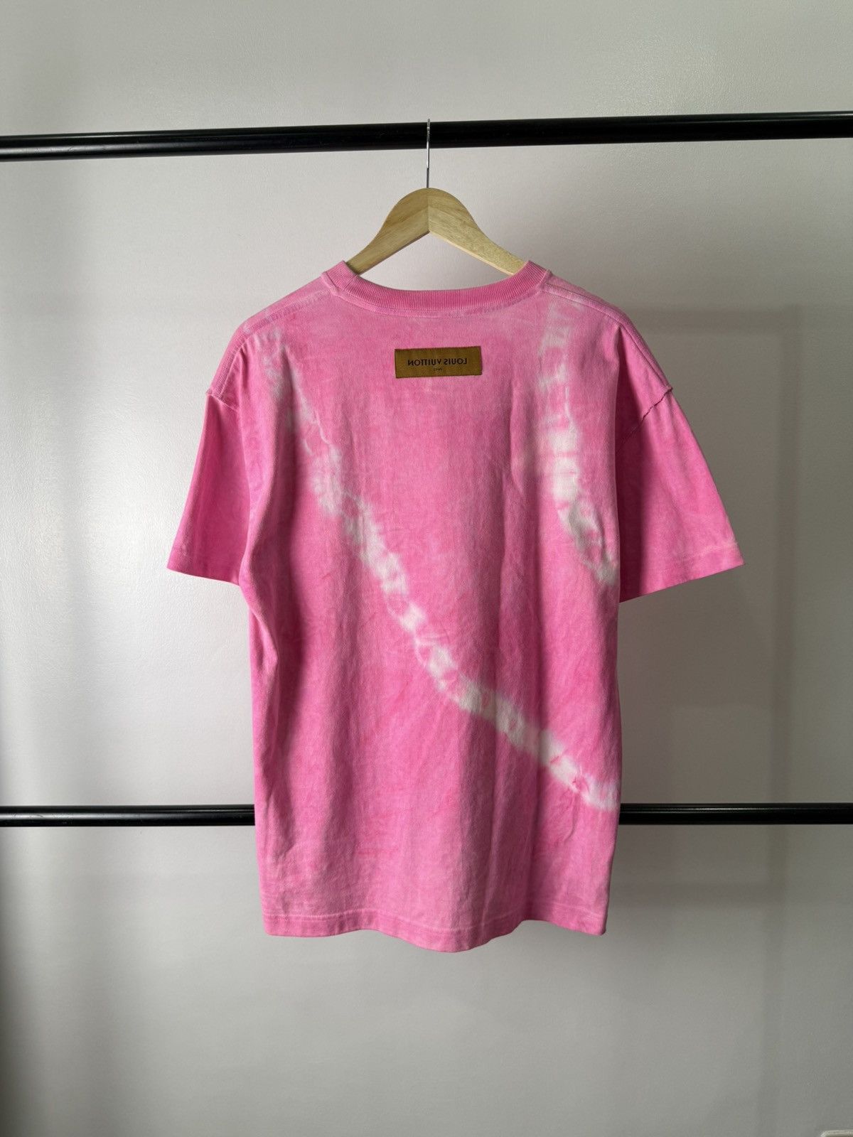 Louis Vuitton LV Tie&Dye Pink Tee Size US S / EU 44-46 / 1 - 3 Thumbnail