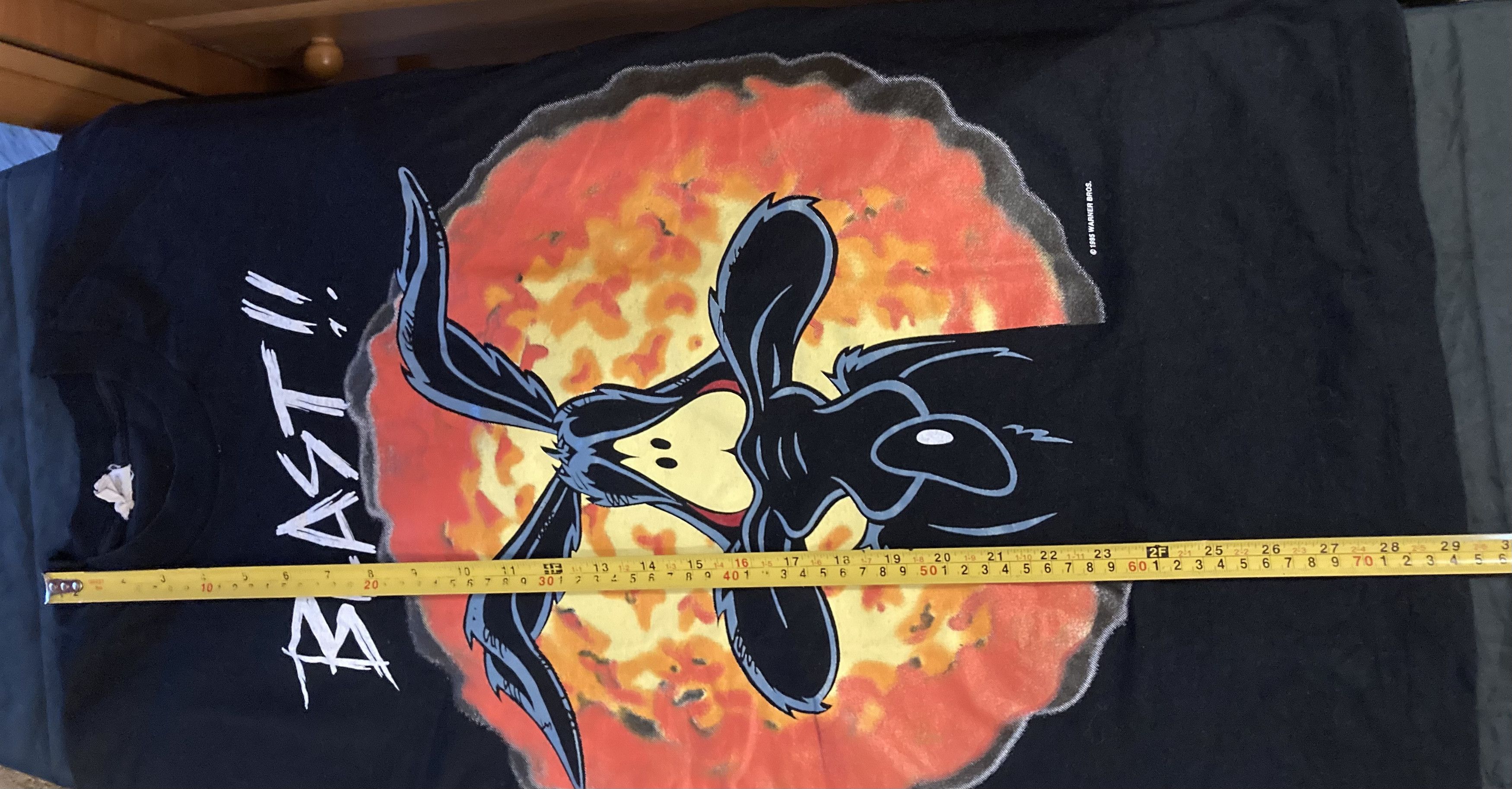 Warner Bros VTG 1995 Warner Bros Looney Tunes Coyote Road Runner Blast Size US M / EU 48-50 / 2 - 7 Thumbnail