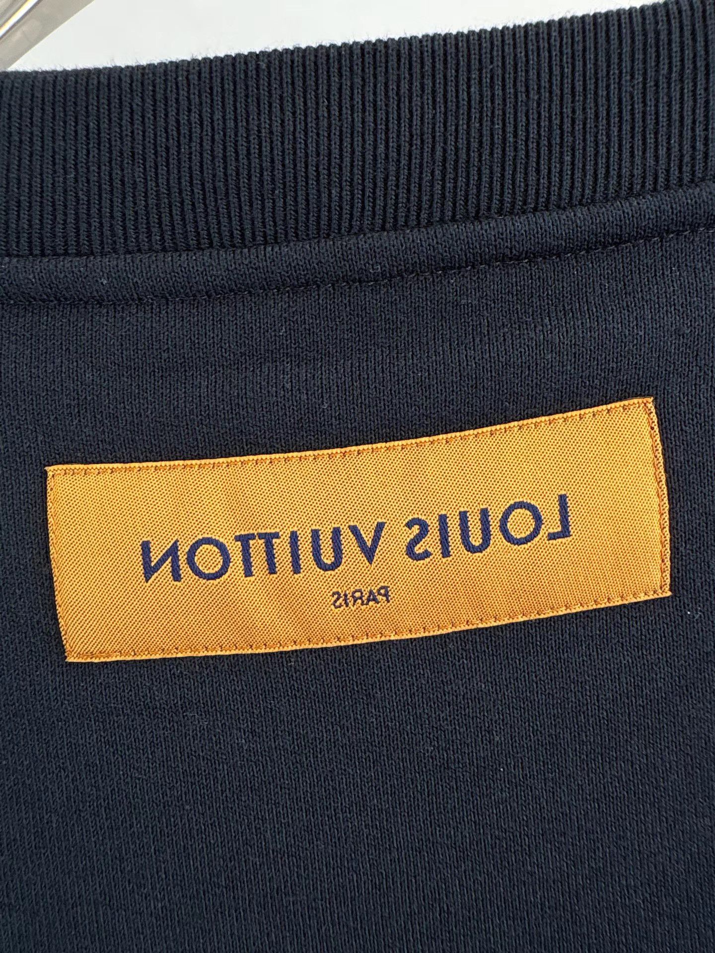 Louis Vuitton LV Note Embroidered Letter Logo Sweatshirt K1 Size US XL / EU 56 / 4 - 4 Thumbnail
