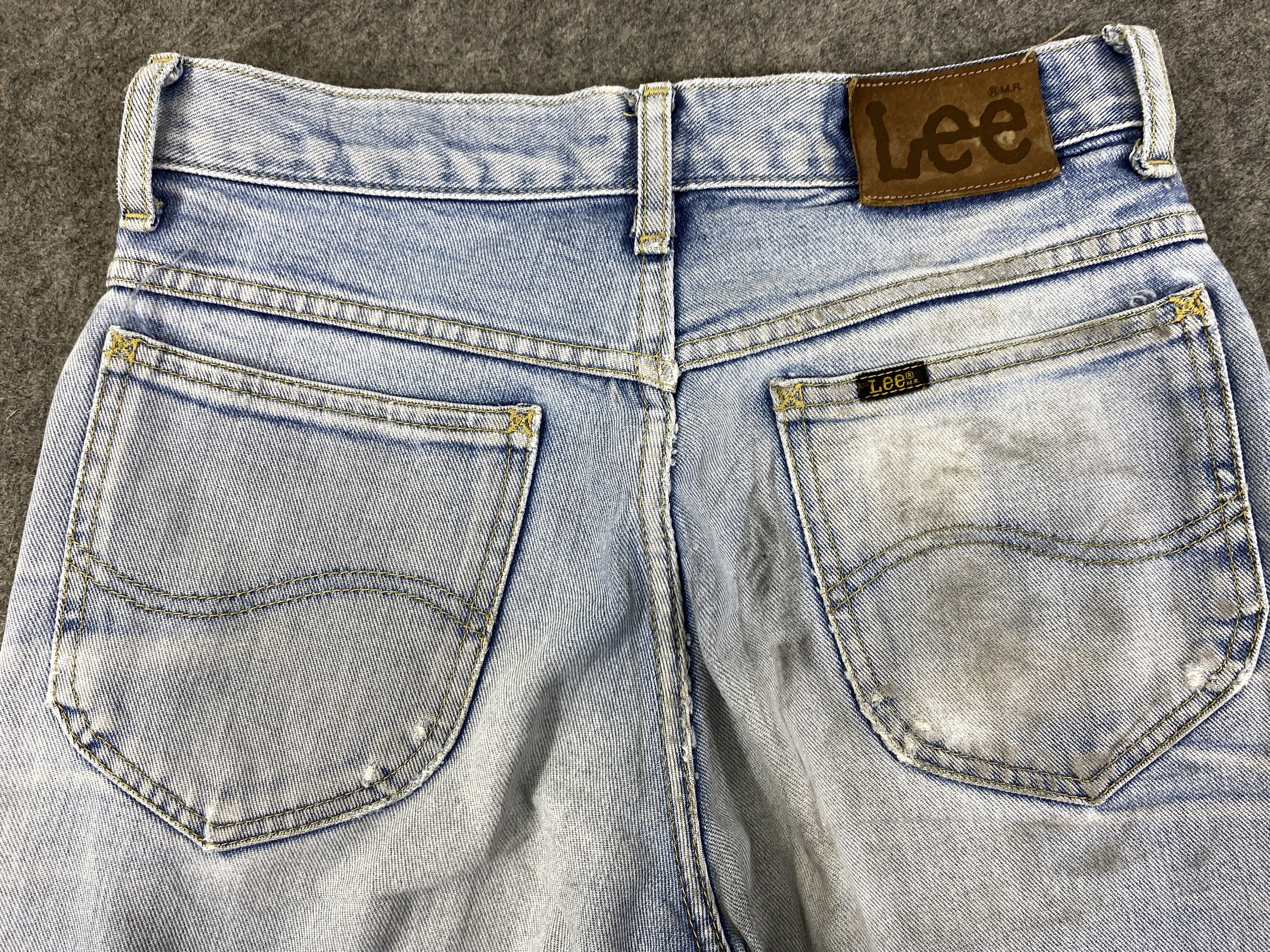 Japanese Brand Light Blue Wash Vintage Lee Jeans 27x31.5 - JN3339 Size US 27 - 4 Thumbnail