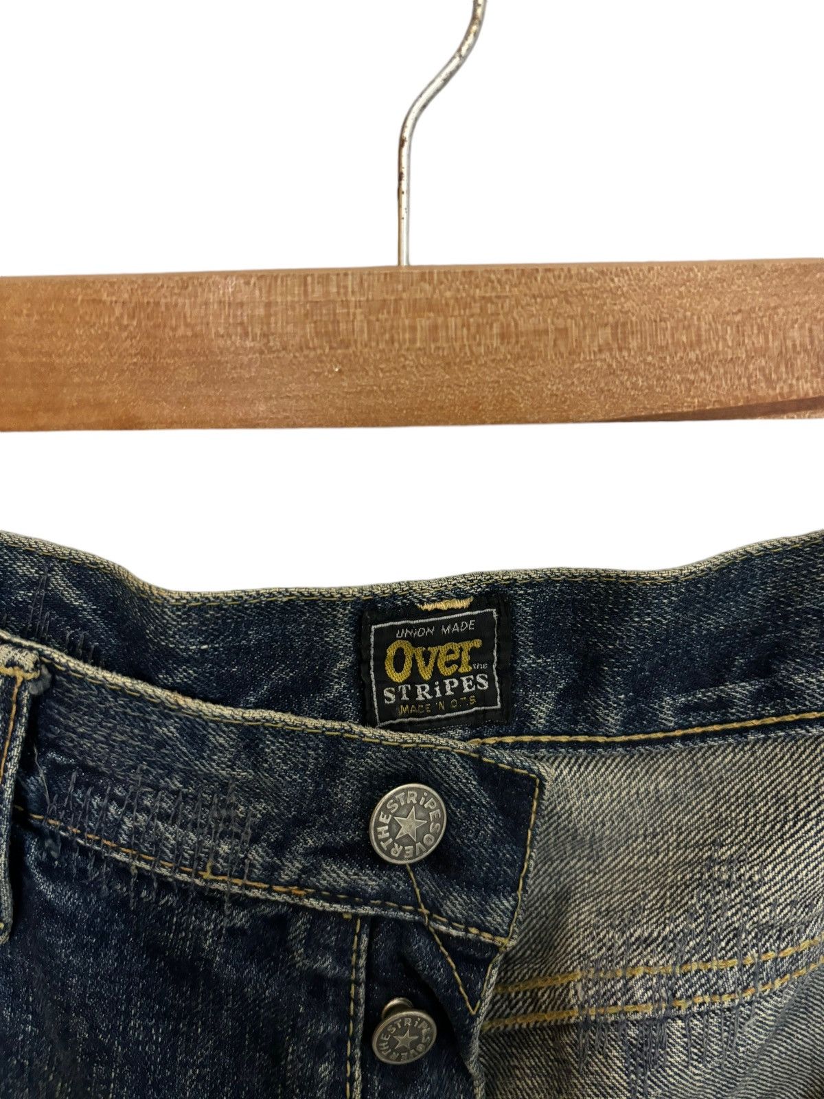 Japanese Brand Vintage Japanese Brand Over The Stripe Size US 34 / EU 50 - 7 Thumbnail