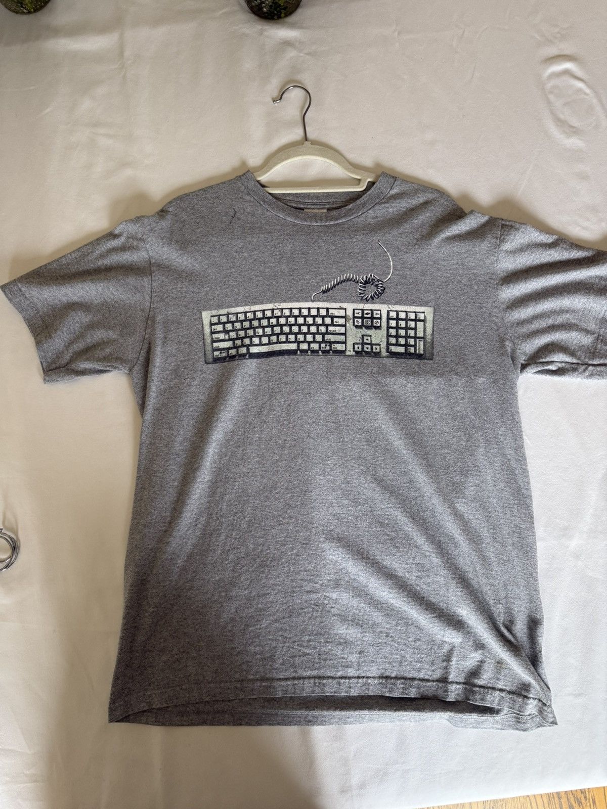 Supreme Supreme Key Board Tee Shirt Size US M / EU 48-50 / 2 - 1 Thumbnail
