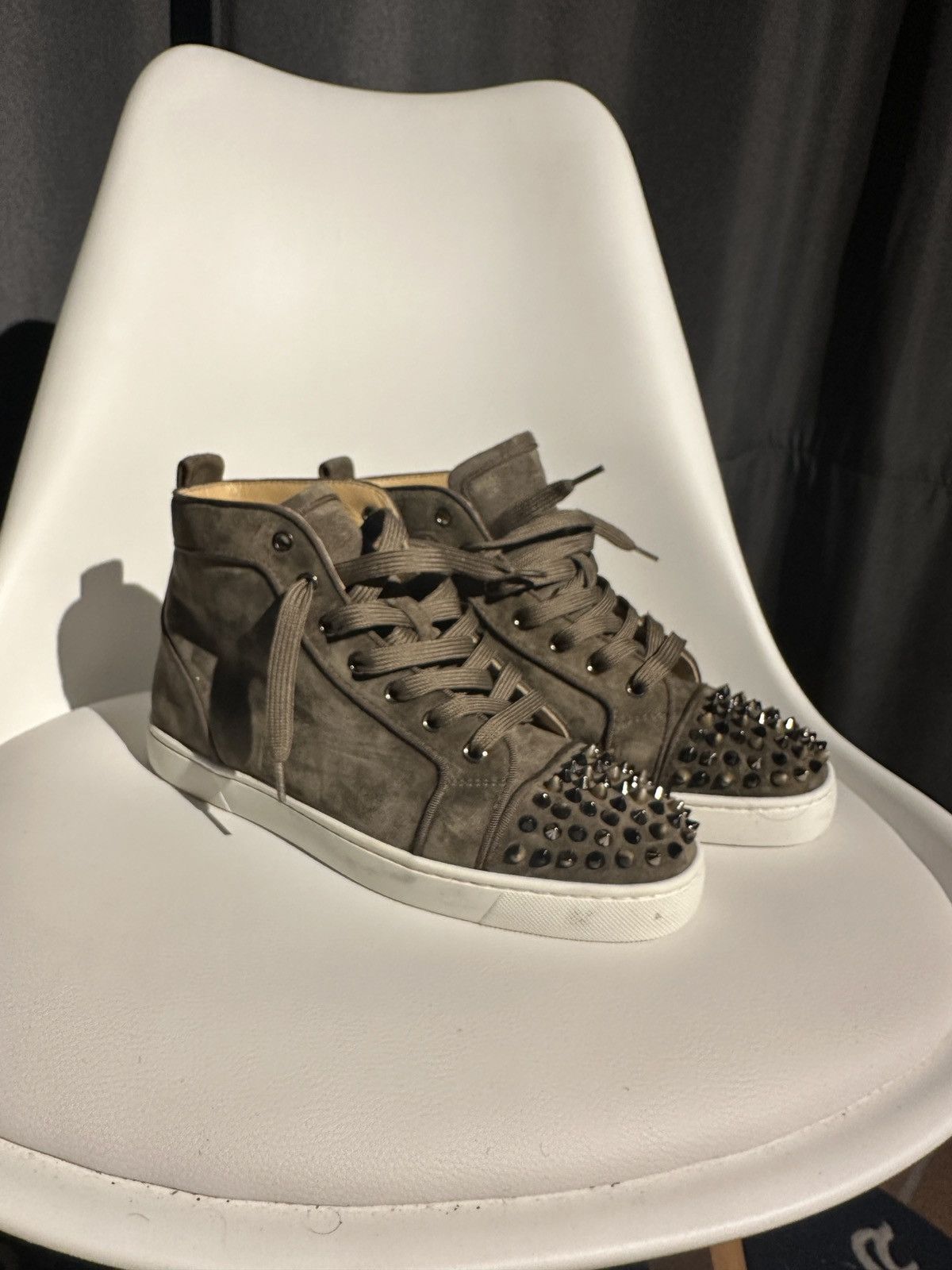 Christian Louboutin Louboutin Louis flat spikes Size US 7 / EU 40 - 11 Thumbnail