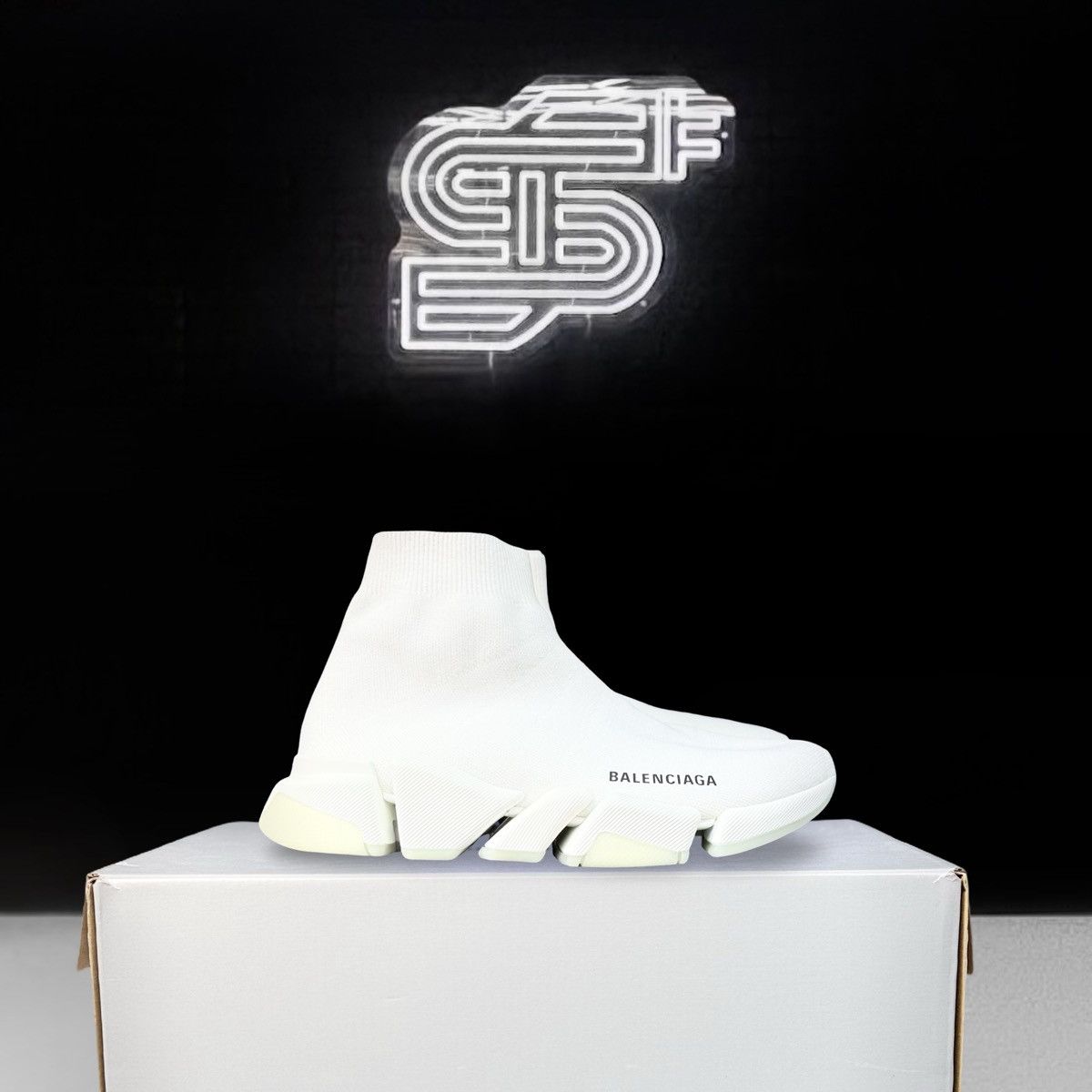 Balenciaga Balenciaga 2.0 LT White/White Size US 6 / EU 39 - 1 Thumbnail