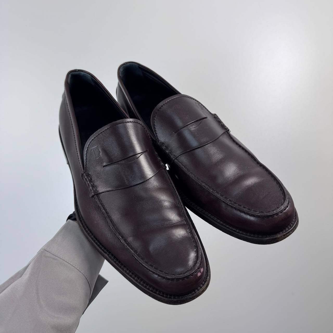 Band Tees Tod’s Leather Penny Loafers Brown Slip On Dress Size 7.5 Size US 7.5 / EU 40-41 - 1 Thumbnail
