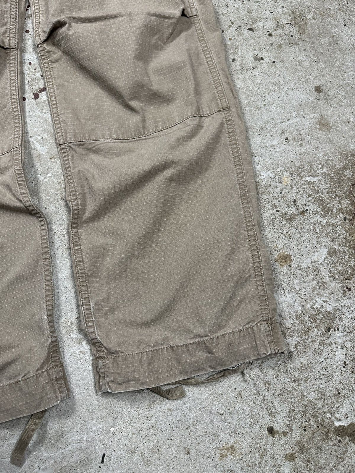 Carhartt Vintage Y2K Carhartt Baggy Distressed Reworked Cargo Pants Size US 33 - 3 Thumbnail