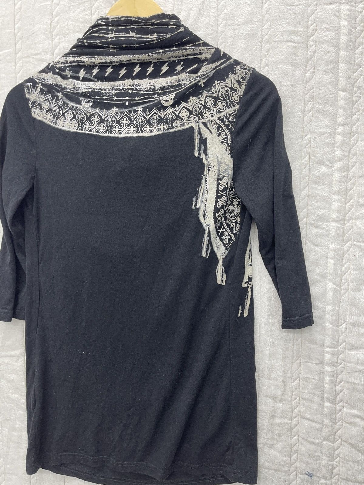 Hypebeast × Seditionaries STEALS💥GHOST OF HARLEM BANDANA PATTERN RAGLAN TEES Size US M / EU 48-50 / 2 - 7 Thumbnail