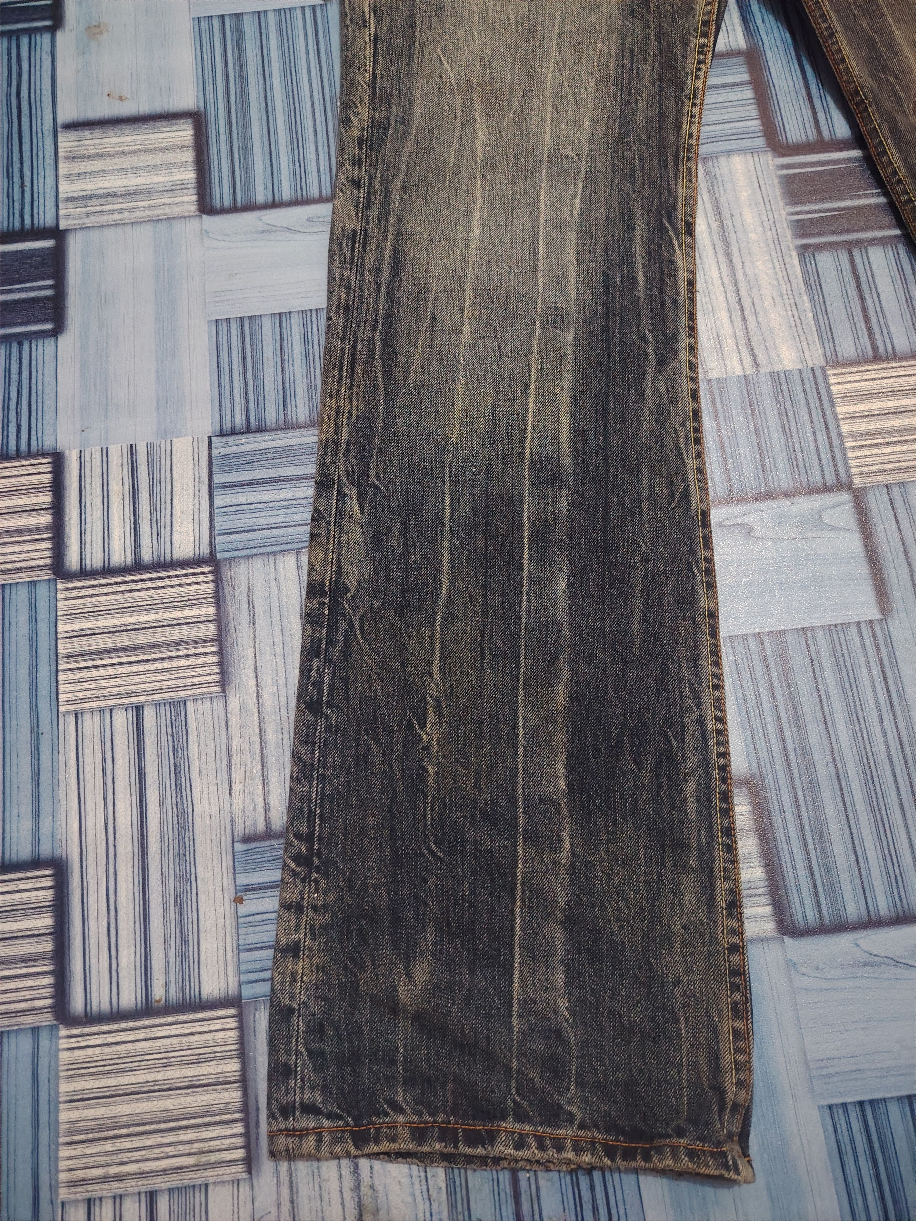 Tornado Mart Japanese Oririn Buckle Back Flared Jeans Distressed Denim Size US 31 - 9 Thumbnail