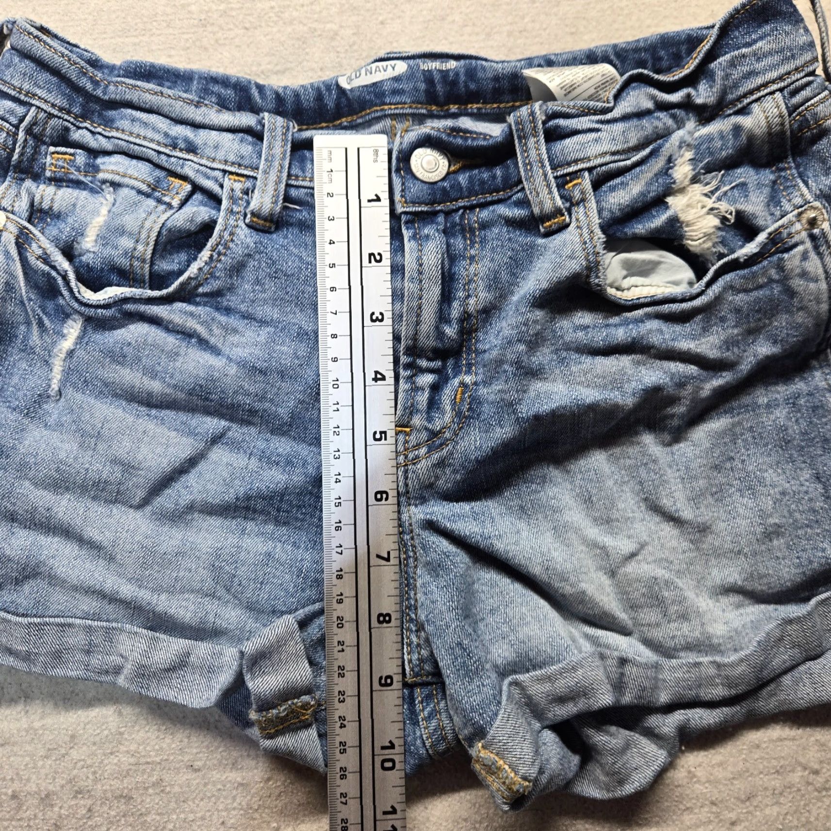 Old Navy Old Navy Shorts Slim Blue Denim Cuffed Dark Wash Women Size 4 Size 27" / US 4 / IT 40 - 7 Thumbnail