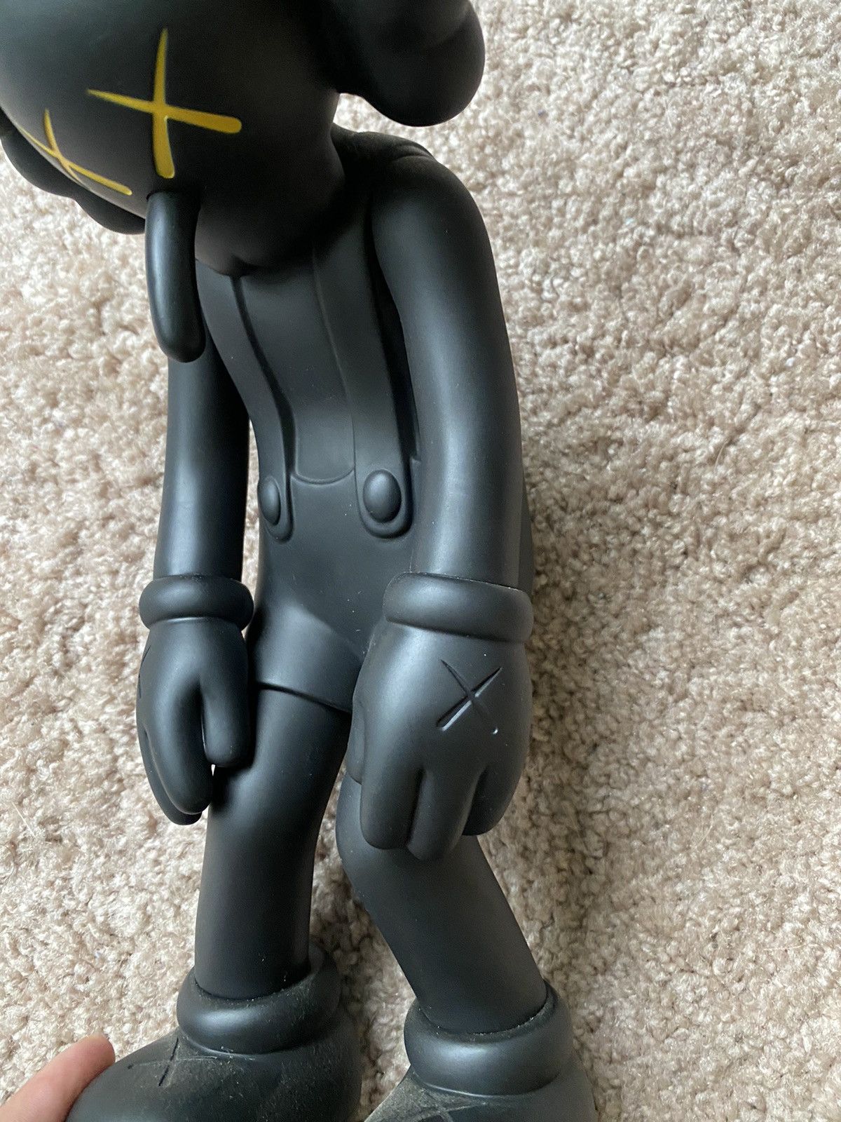 Kaws small lie companion black 2017 authentic flayed