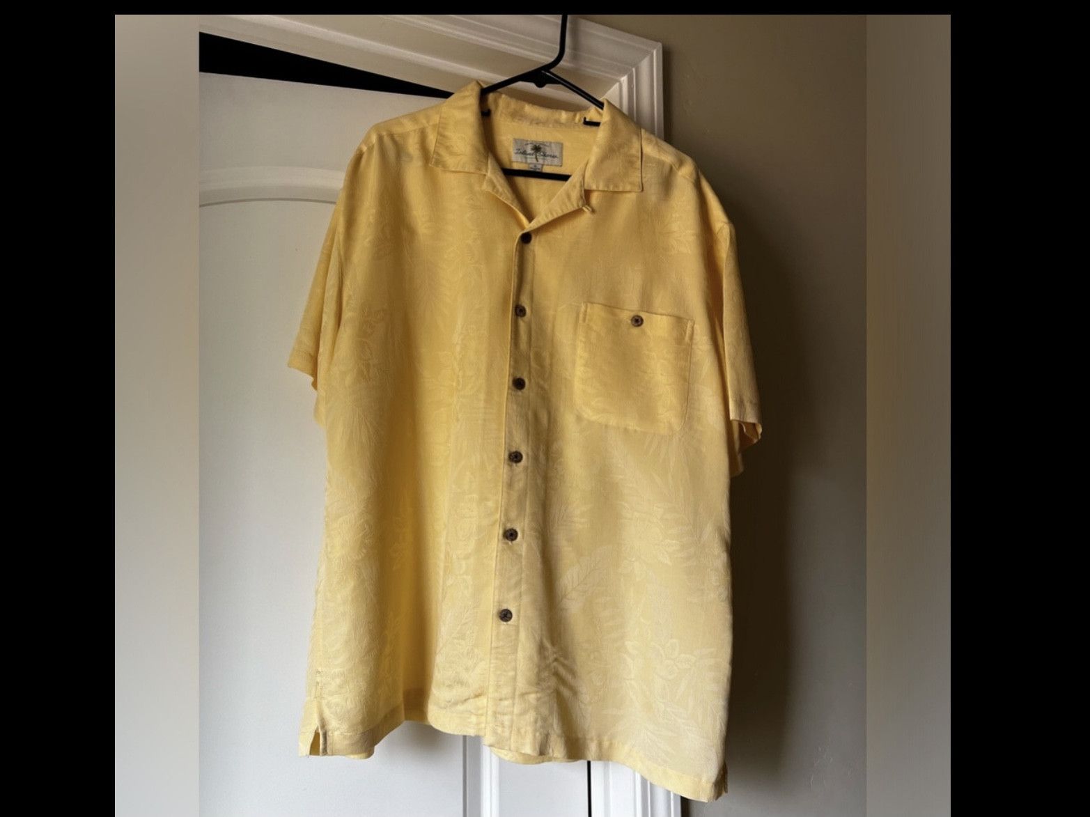 Island Shores Men’s Island Shores Dress Shirt Original Island Wear Size US XL / EU 56 / 4 - 1 Thumbnail
