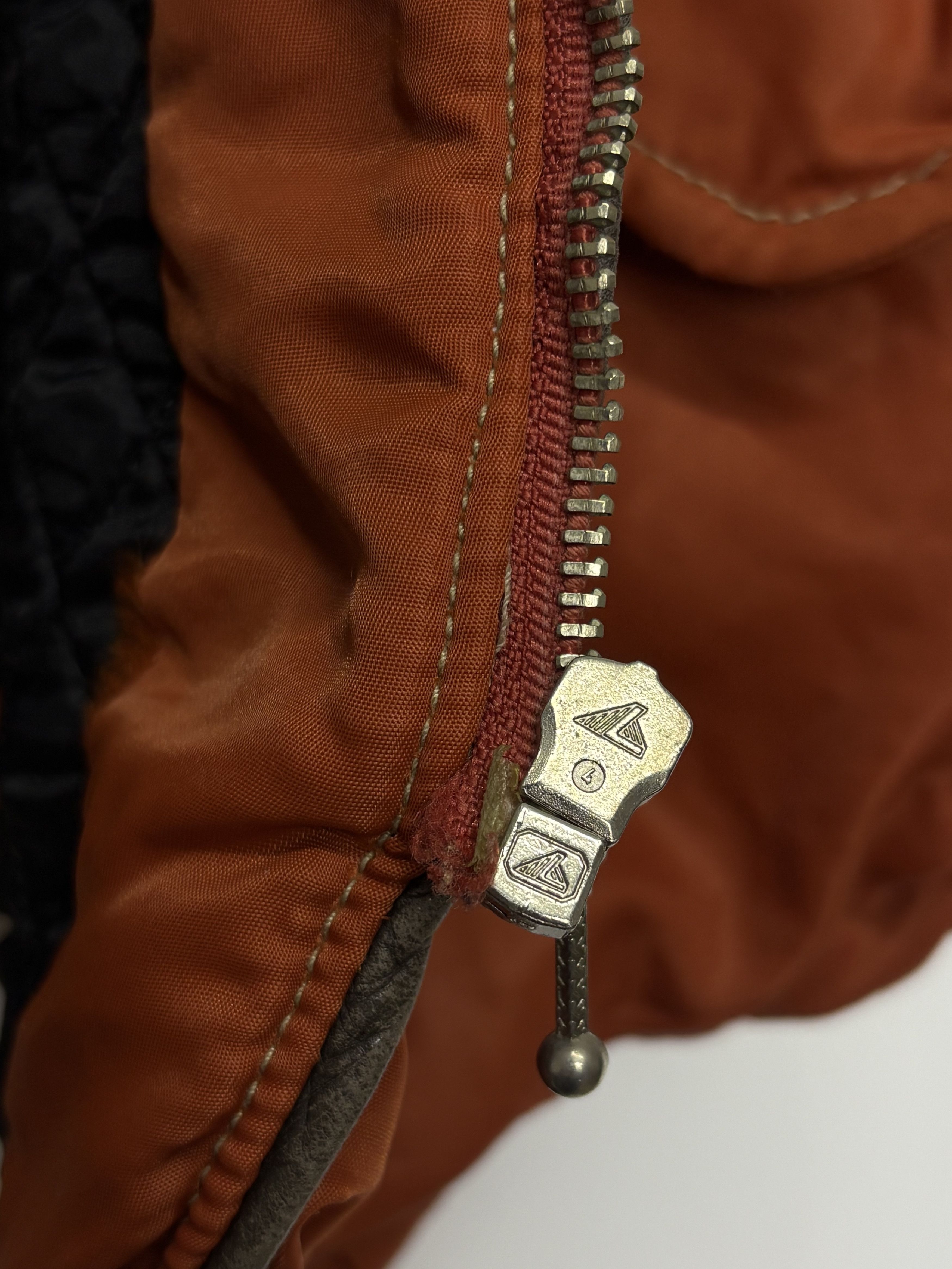 Diesel Diesel 80s Vintage Rare Orange Nylon Bomber Jacket Size US L / EU 52-54 / 3 - 18 Thumbnail