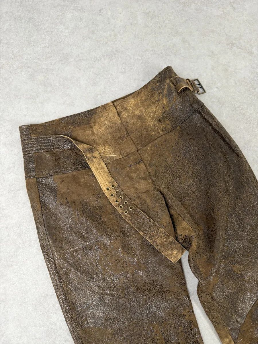 Roberto Cavalli AW2000 Roberto Cavalli Brown Eroded Leather Burnt Pants Size 26" / US 2 / IT 38 - 13 Thumbnail