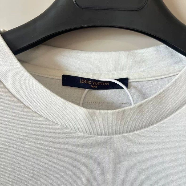 Louis Vuitton LV short sleeve T-shirt L size-2508 Size US L / EU 52-54 / 3 - 2 Thumbnail