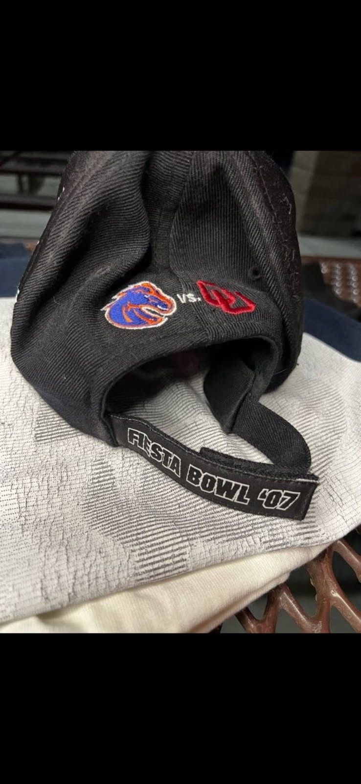 Other Fiesta Bowl Boise St vs Oklahoma Hat Size ONE SIZE - 2 Thumbnail