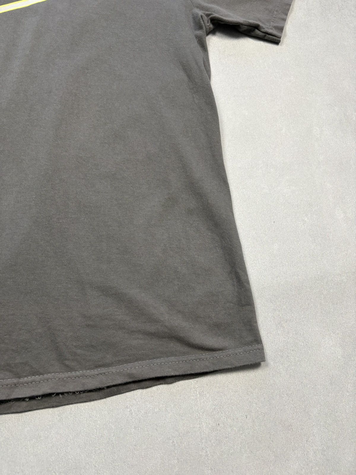 Supreme Supreme Banner Logo T-Shirt FW23 Charcoal Yellow USA Size M Size US M / EU 48-50 / 2 - 5 Thumbnail