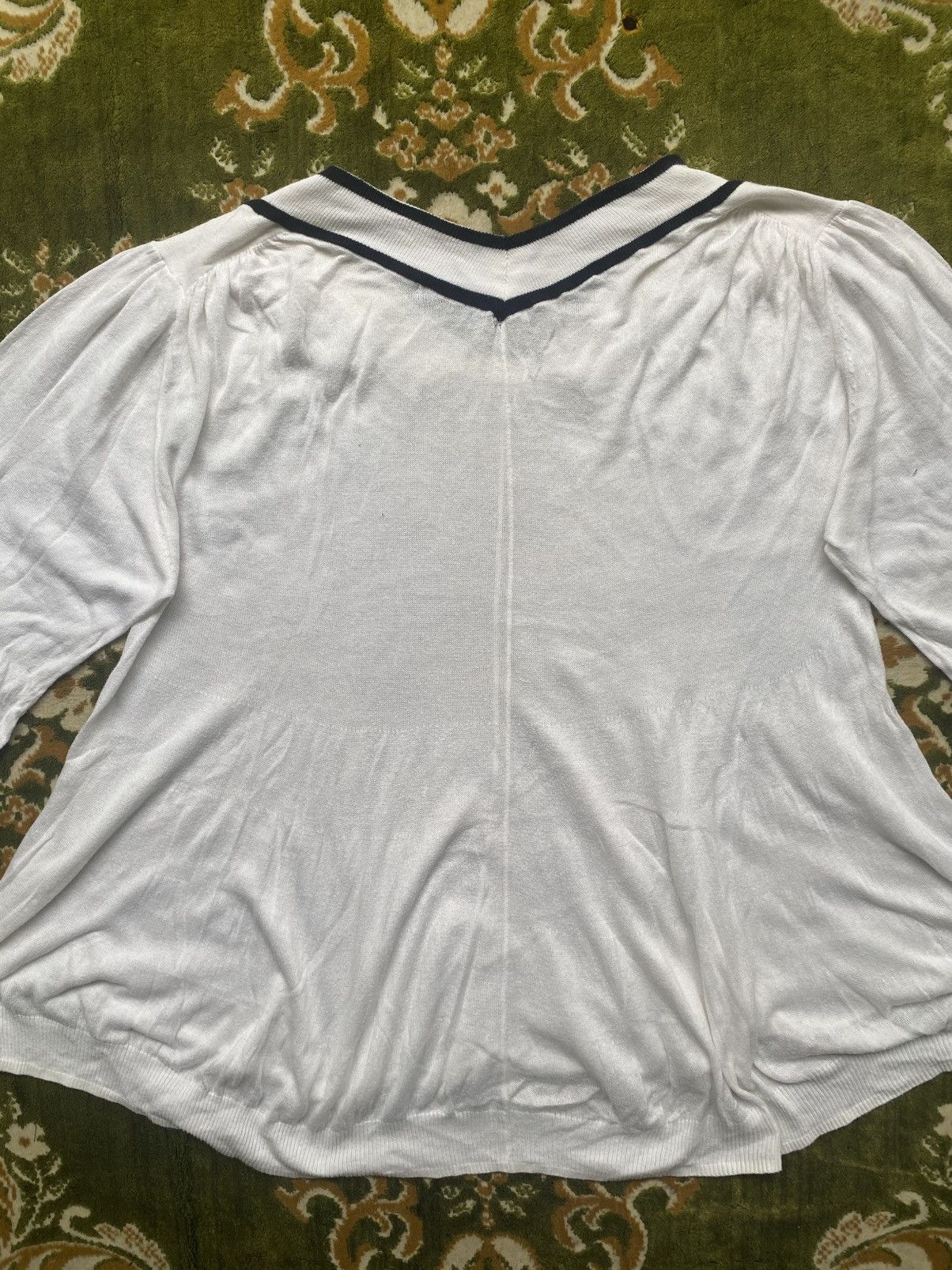 Frapbois 2000s – Frapbois White V Neck Blouse Size ONE SIZE - 7 Thumbnail