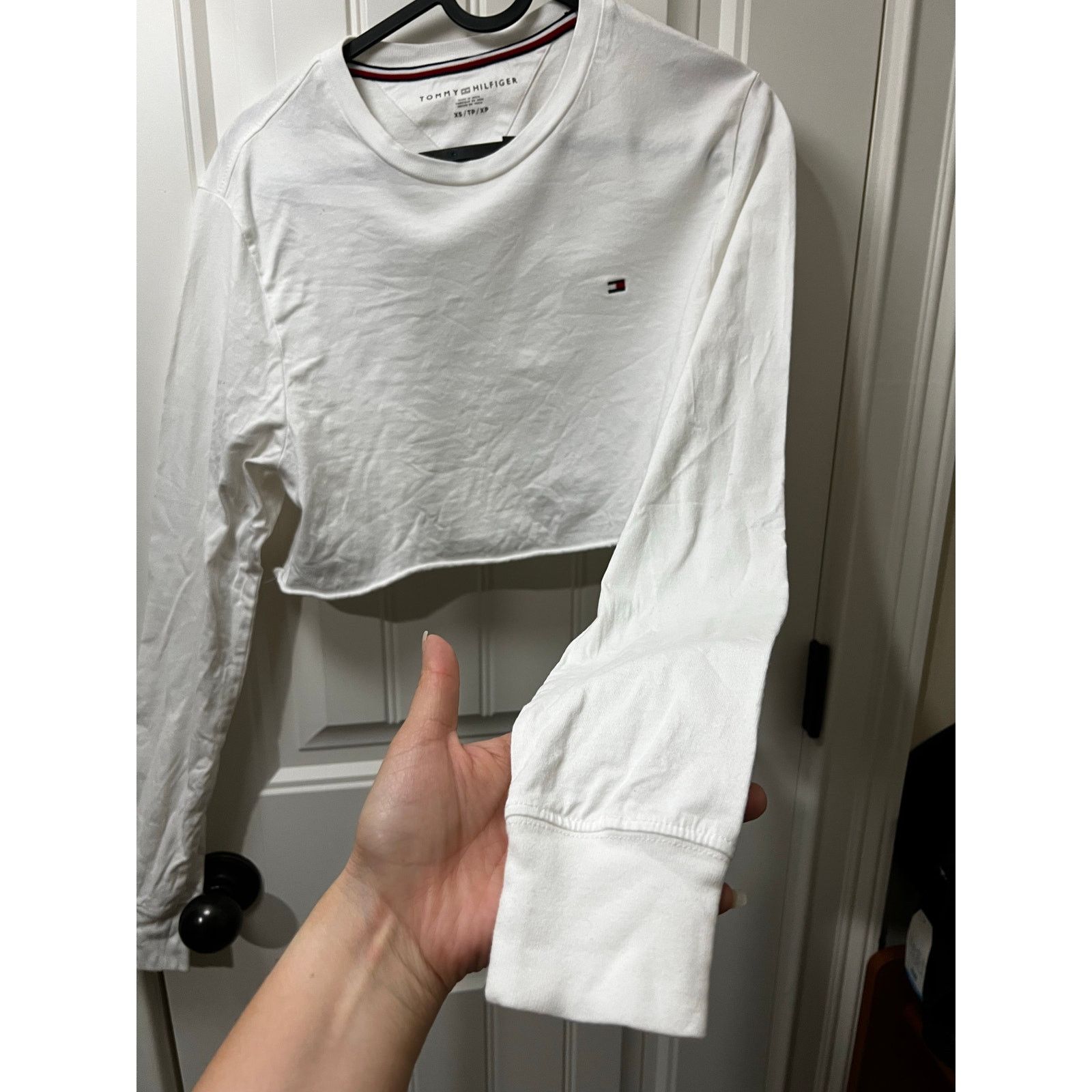 Tommy Hilfiger Tommy Jeans Cropped Long Sleeve T-Shirt ribbed neck stretch Size XS / US 0-2 / IT 36-38 - 11 Thumbnail