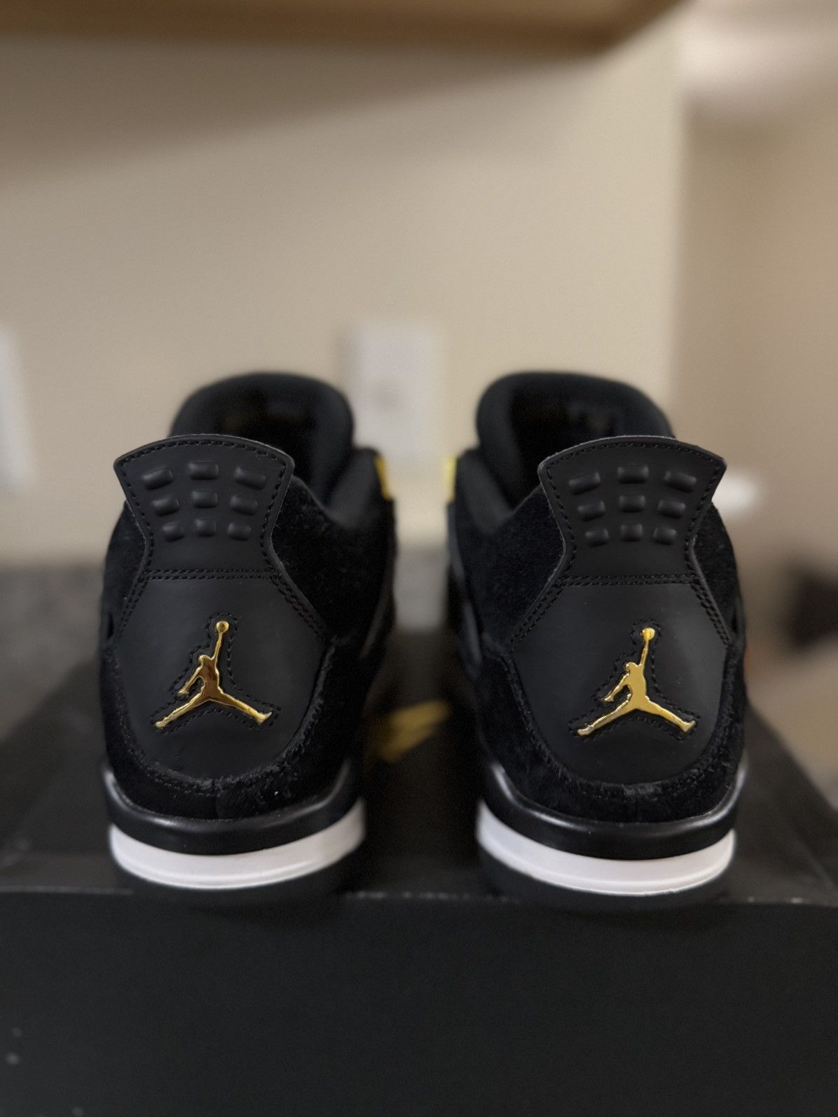 Jordan Brand × Nike Air Jordan 4 Royalty 408452-032 Size 6.5Y/8W 2016 Size US 6.5 / EU 39-40 - 9 Thumbnail