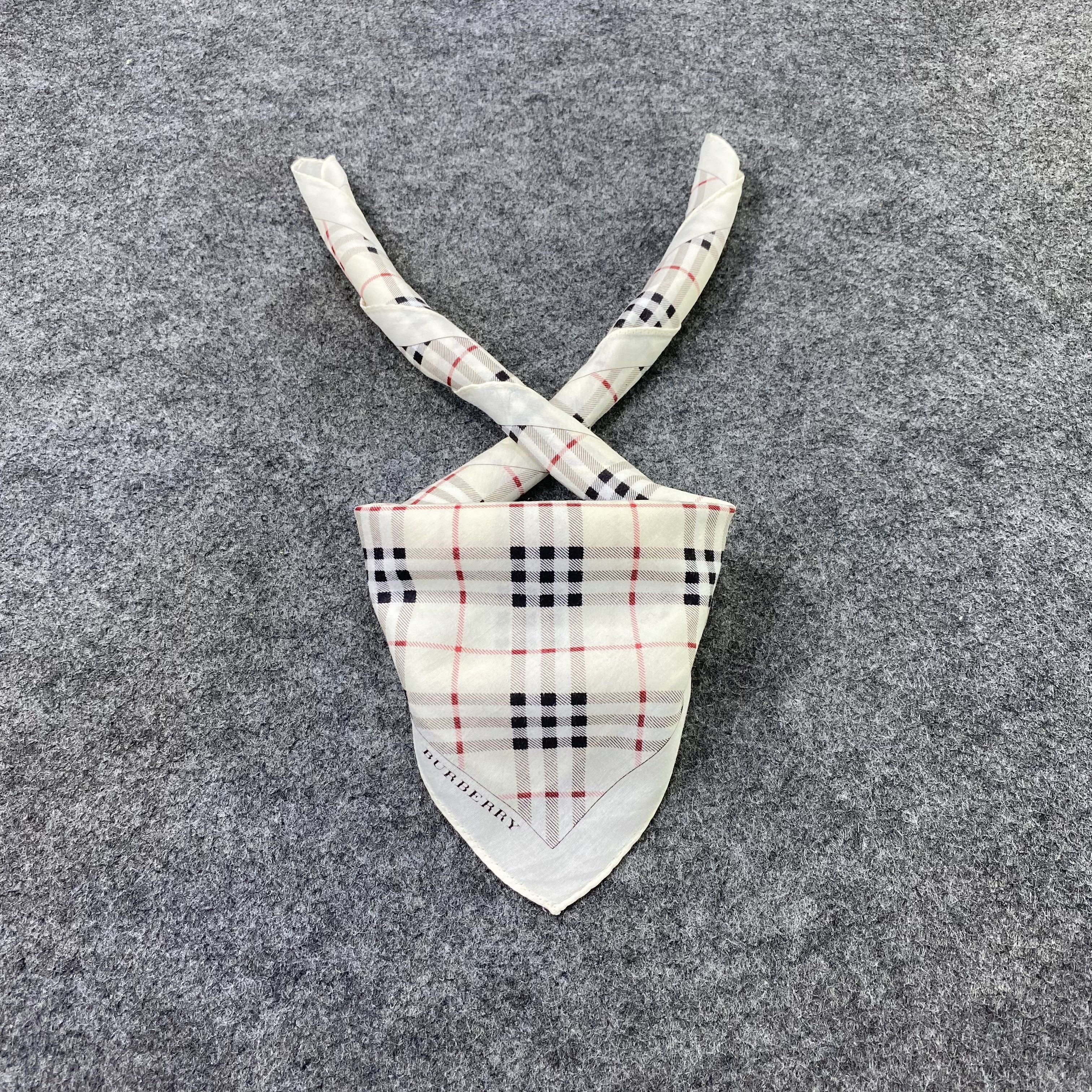 Burberry Burberry Handkerchief / Bandana / Neckerchief-B2383 Size ONE SIZE - 2 Thumbnail