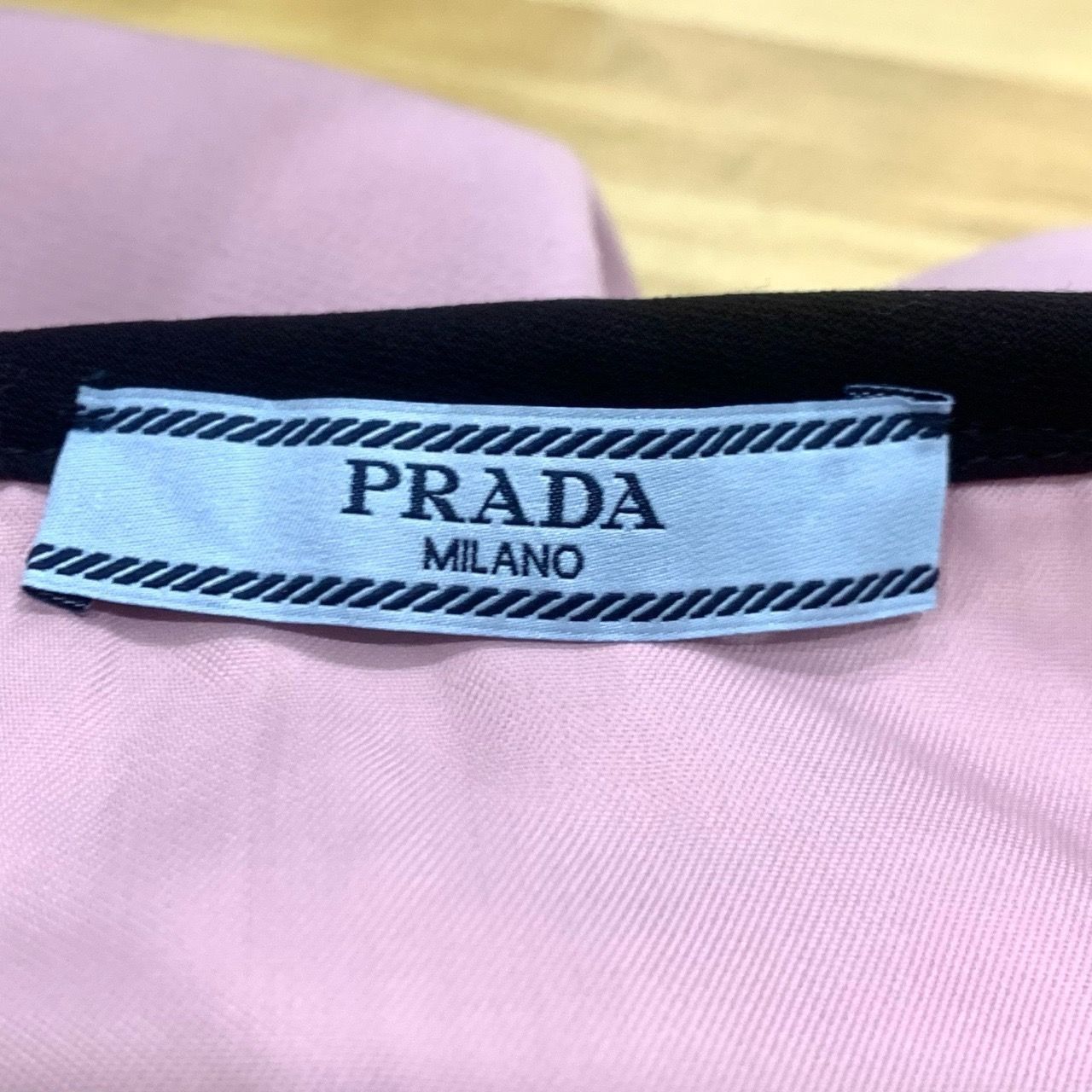 Prada Prada Light Pink A-Line Skirt With Buttoned Pockets Size 40 Size 40" / US 18 - 5 Thumbnail