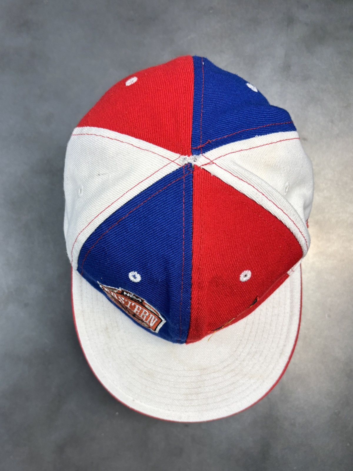 NBA × New Era × Vintage Vintage Philadelphia 76ers Fitted Hat Iverson 2000s New Era Size ONE SIZE - 9 Thumbnail