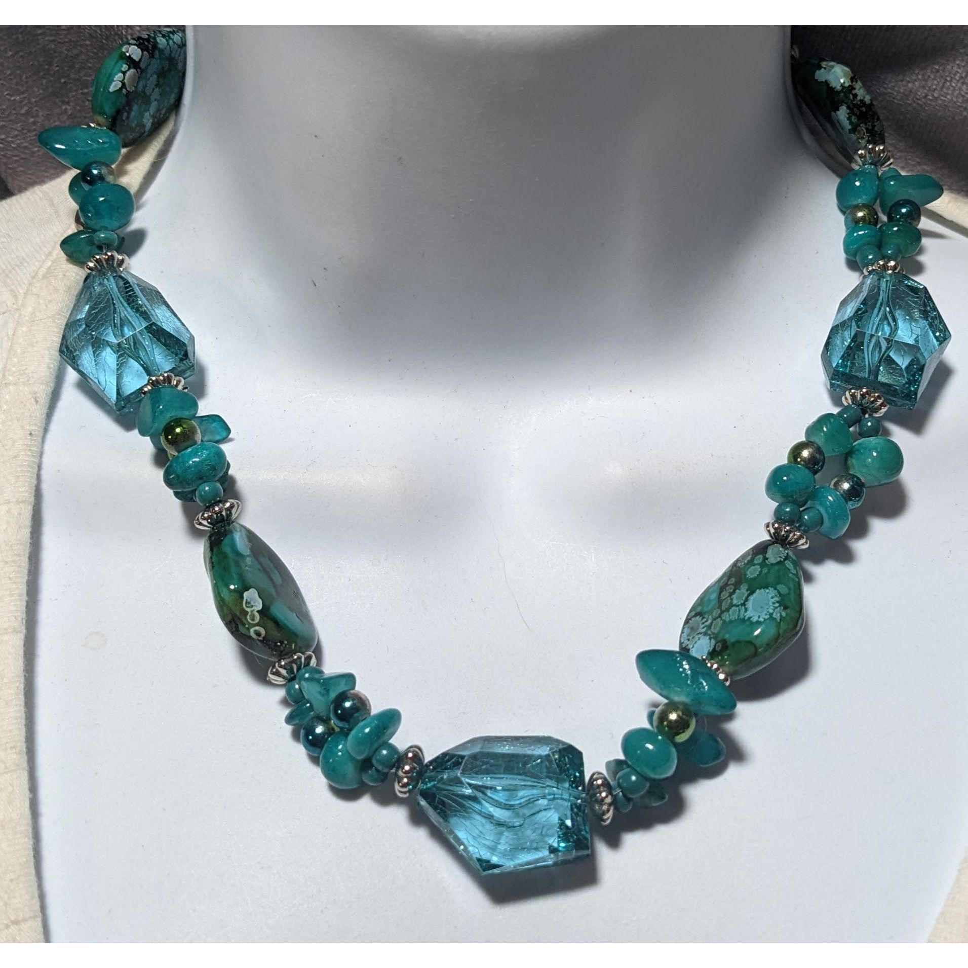 Other Chunky Turquoise Abstract Beaded Necklace Size ONE SIZE - 6 Thumbnail