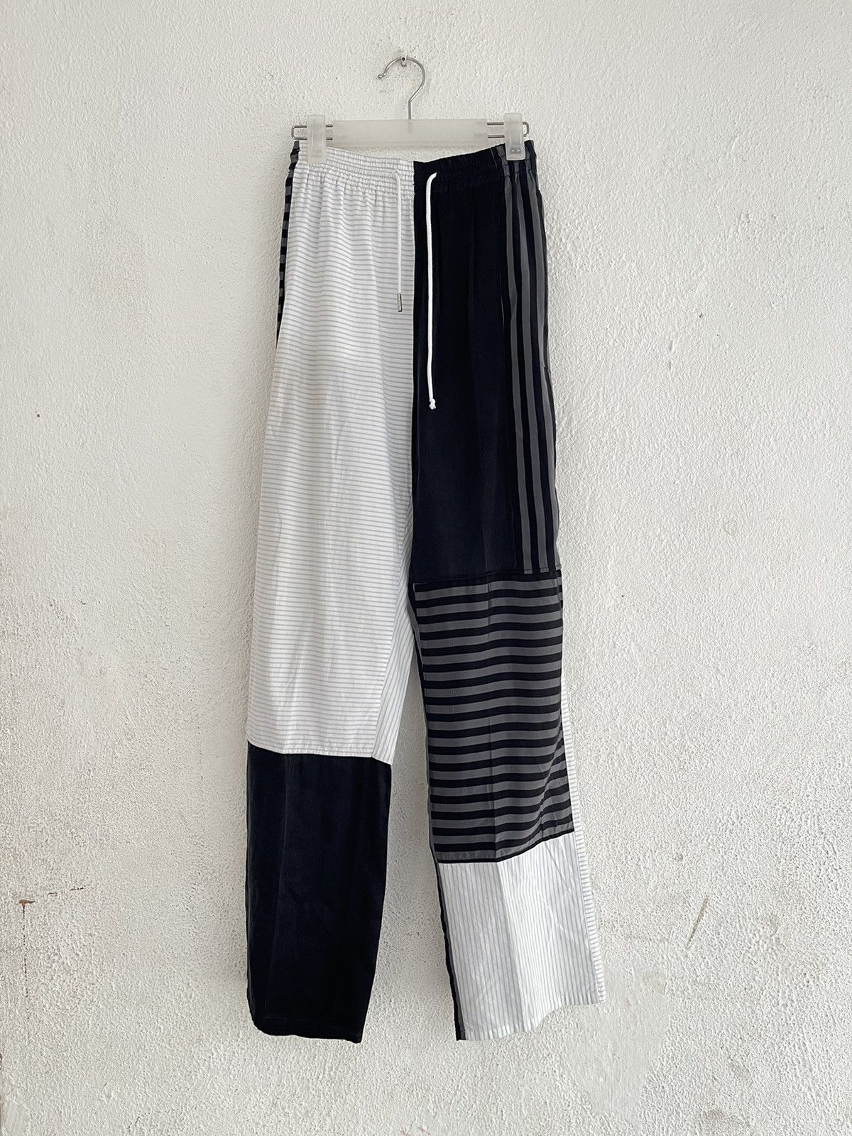Maison Margiela MM6 Maison Margiela Patchwork Pants 25-32 Stretchable Size 25" / US 0 / IT 36 - 1 Thumbnail