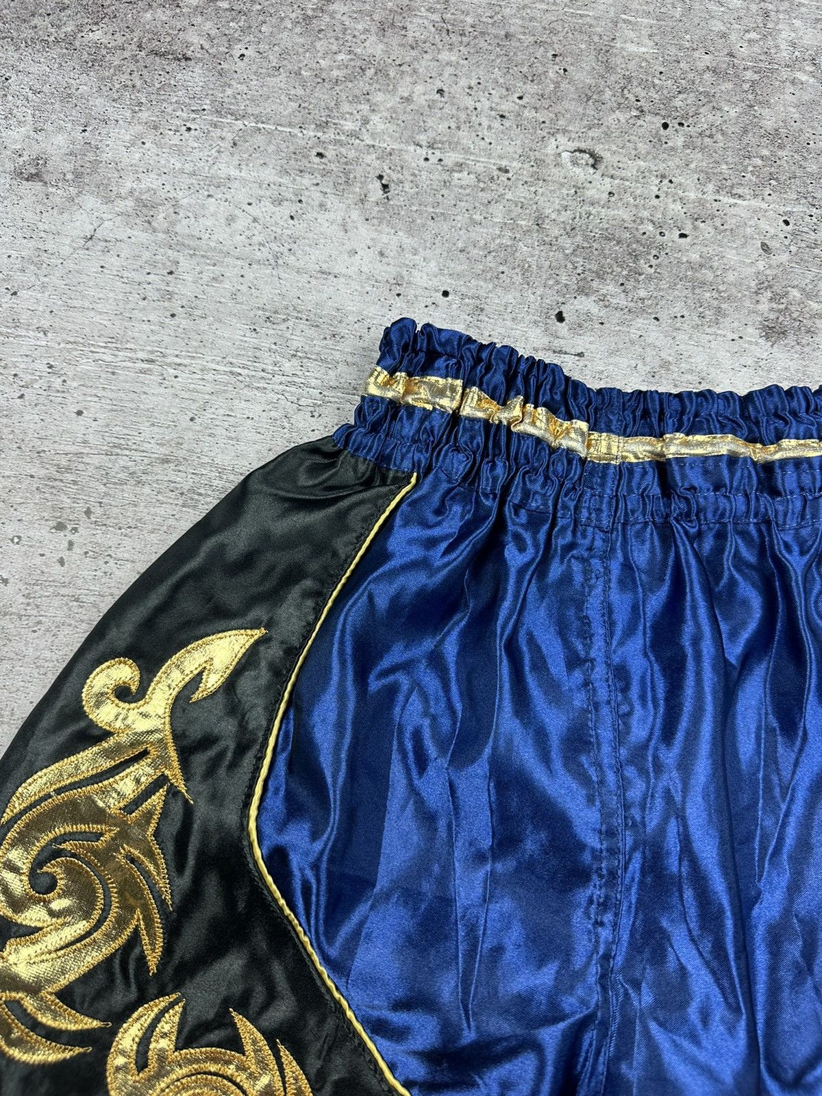 Japanese Brand Vintage Muay Thai Boxing Blue Shorts Size US 32 / EU 48 - 14 Thumbnail