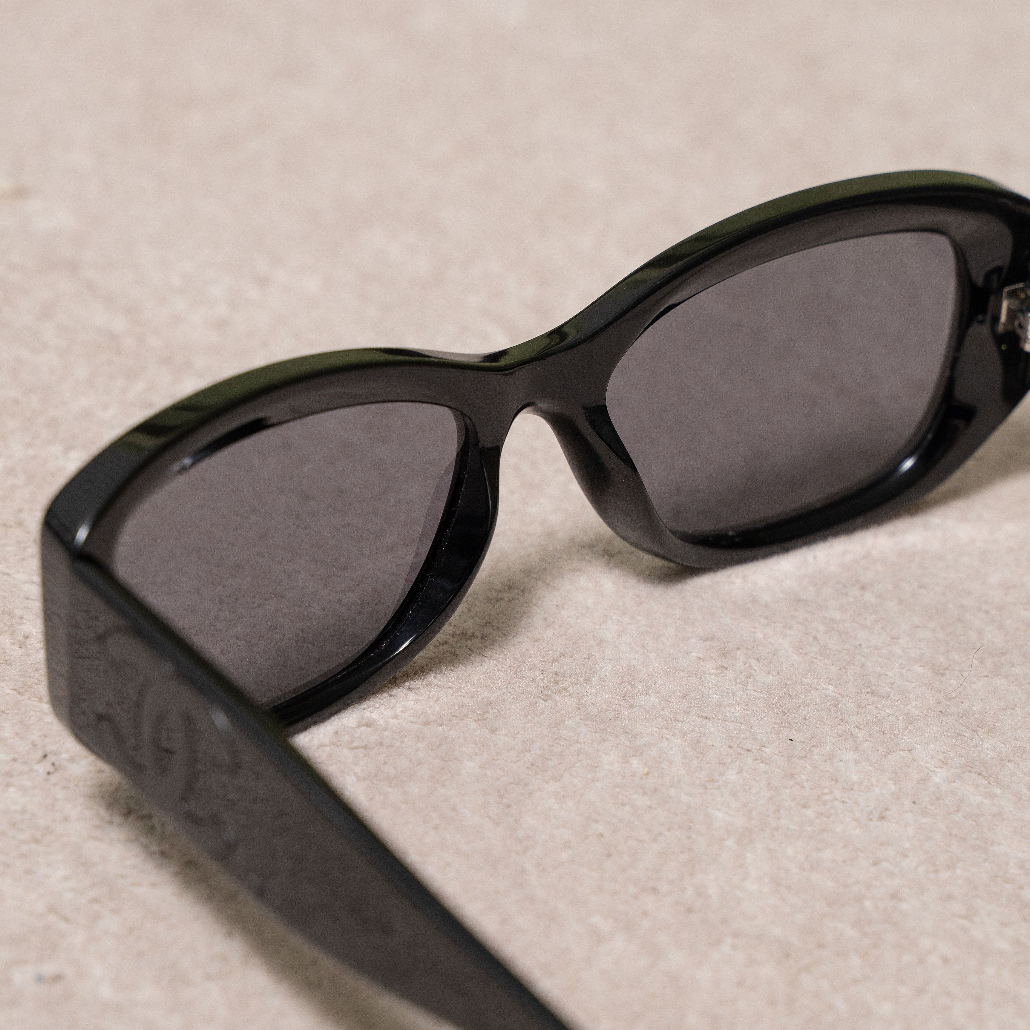 Chanel CHANEL 0CH5493 C888T8 Sunglasses BLACK Size ONE SIZE - 7 Thumbnail