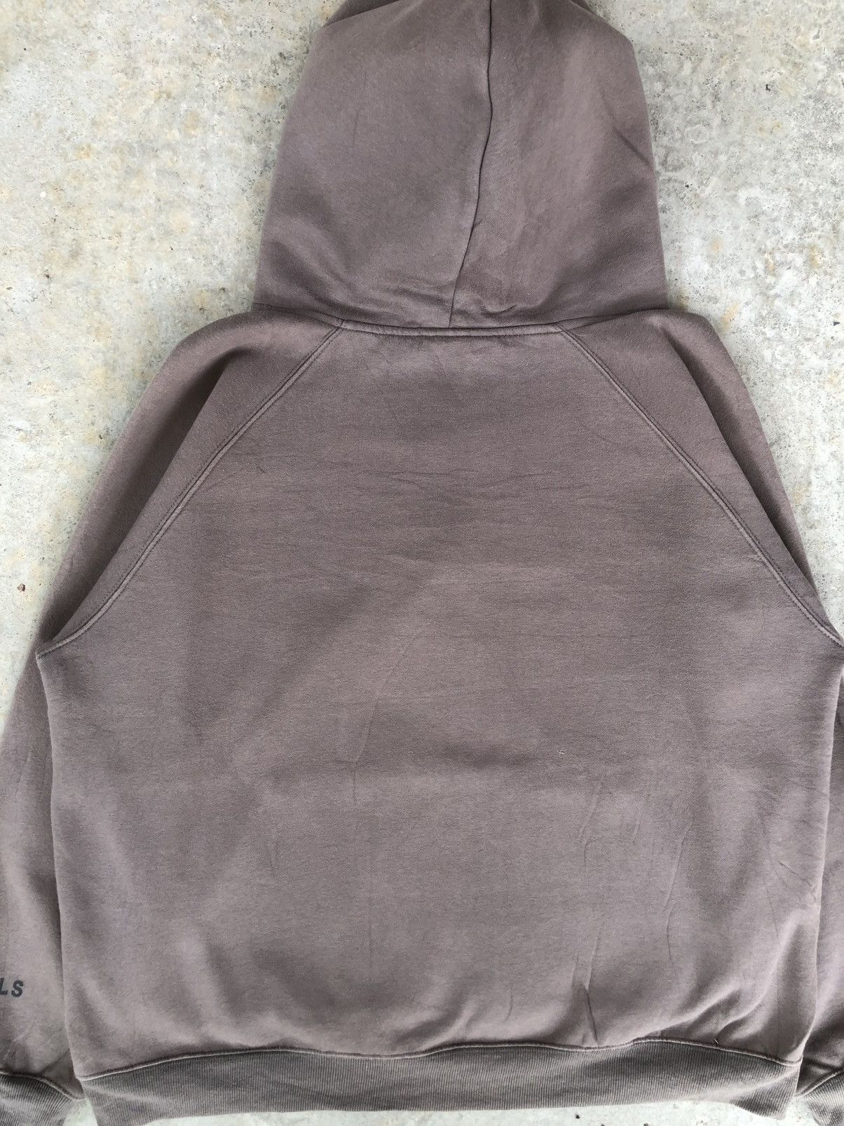 Fear of God Fear Of God Essentials Logo Size US XL / EU 56 / 4 - 9 Thumbnail