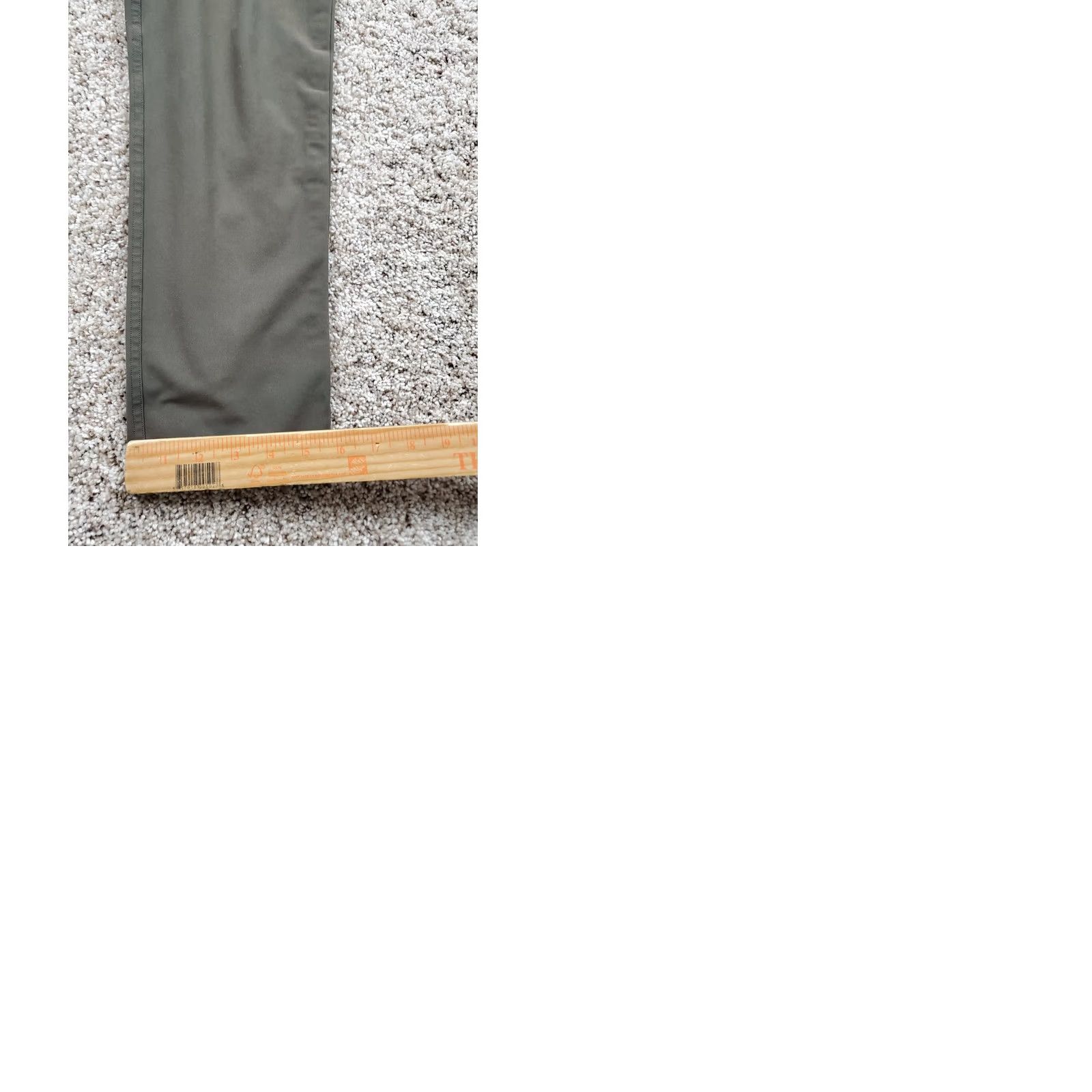 Lululemon Lululemon Pants Mens 30 Green Slim Chino Athletic Casual Flat Front 5-Pocket Zip W/ Logo Womens? Size US 30 / EU 46 - 9 Thumbnail