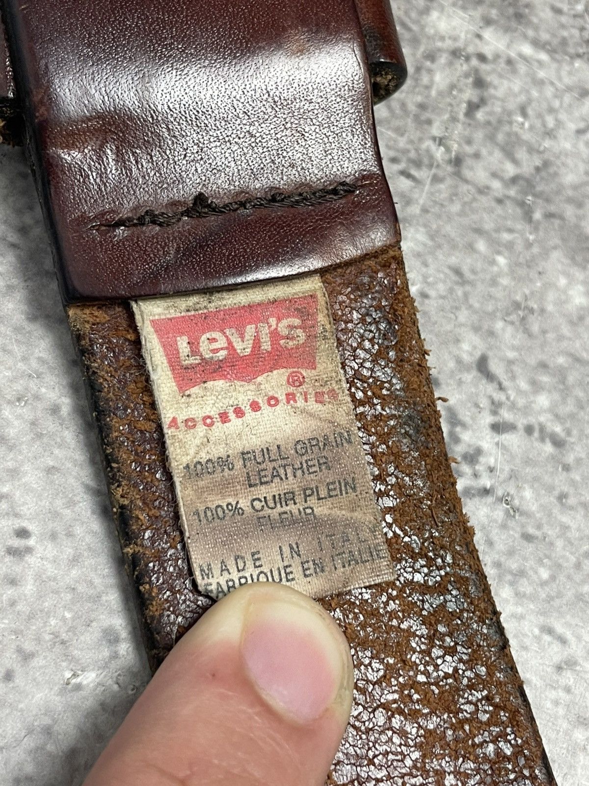 Leather Vintage Levi’s leather belt big logo Oldmoney Made in Italy Size ONE SIZE - 8 Thumbnail