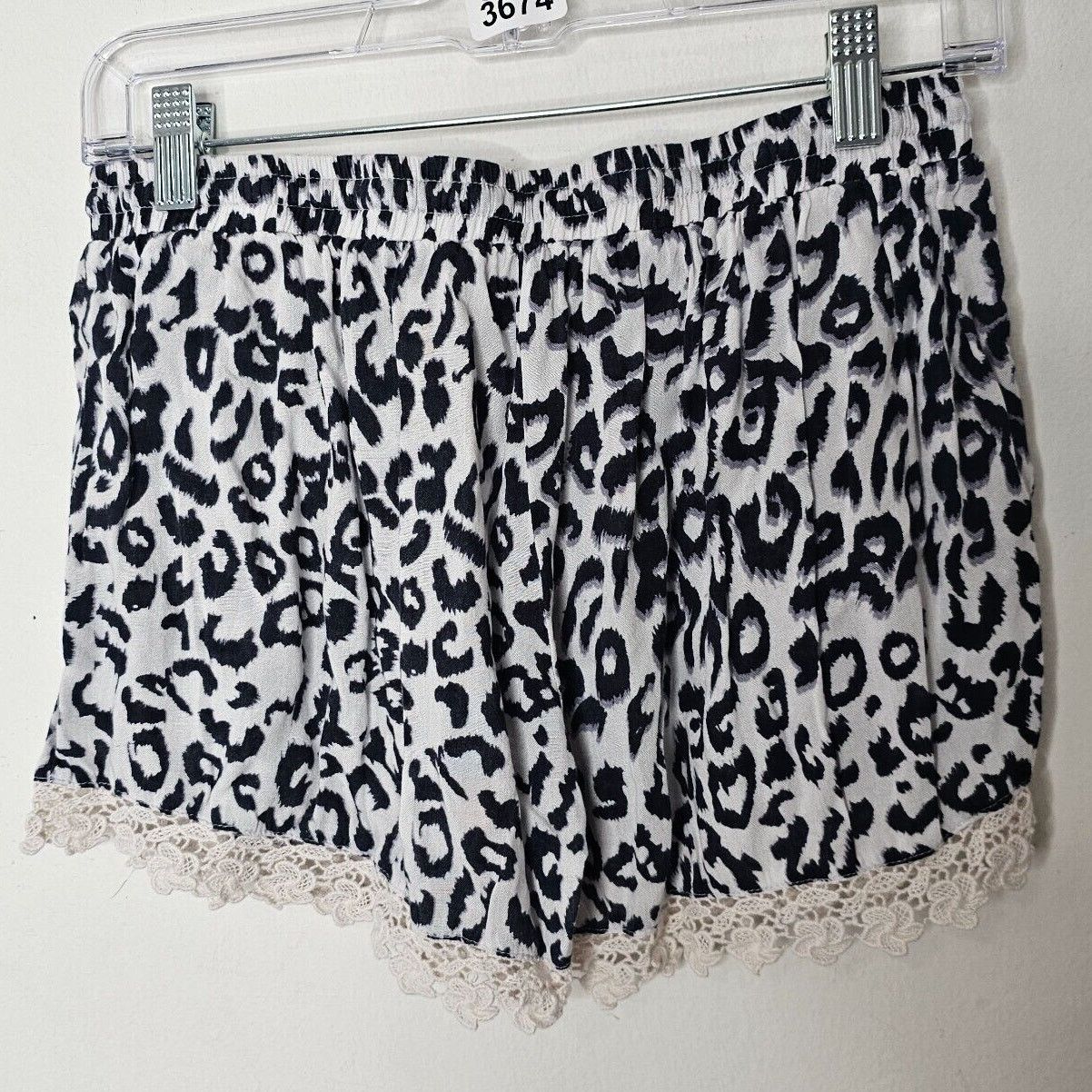 Other Raga Ivory & Black Leopard Cream Lace Trim Short Shorts L Size 34" / US 12 / IT 48 - 2 Thumbnail