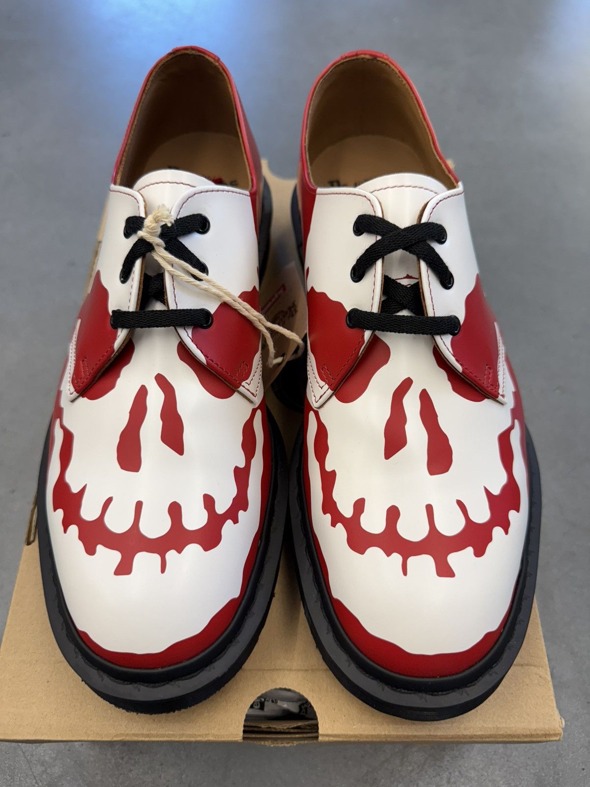 Supreme Dr. Martens 1461 3-Eye Shoes Supreme Skull Red Size US 9 / EU 42 - 8 Thumbnail