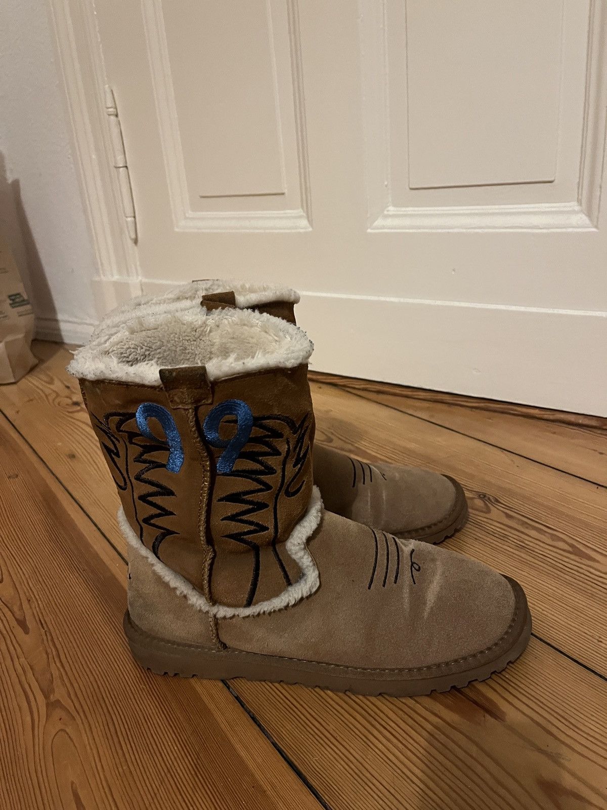 Other [SOLD] 1199 Cowboy HUGGS Size US 12 / EU 45 - 3 Thumbnail