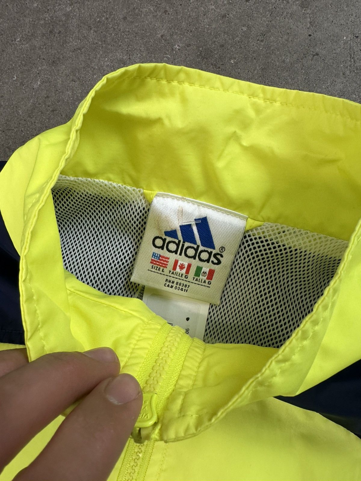 Adidas × Vintage Vintage Adidas Neon Zip Up Windbreaker Large 90s Size US L / EU 52-54 / 3 - 5 Thumbnail